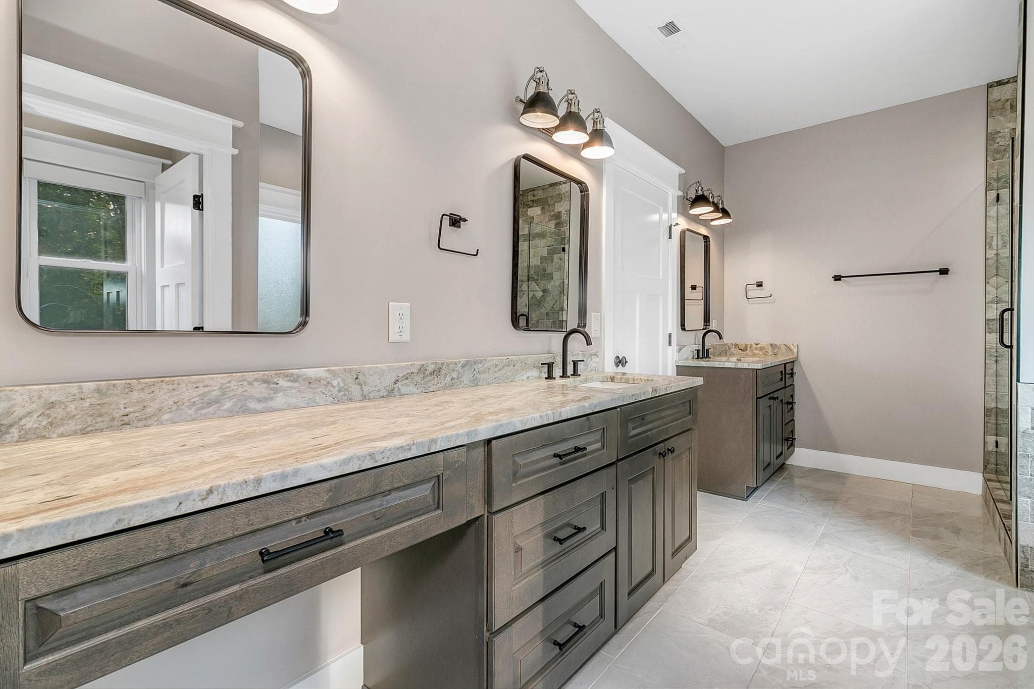 Single Family Residence at 143 Sunny Morning Court, Hendersonville, photo 19 of 48