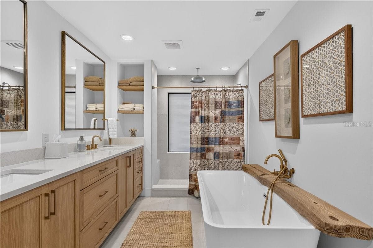 Single Family Residence at 2862 SHADY OAK CT, CLEARWATER, photo 41 of 62