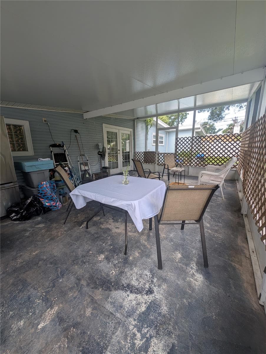 Screen Patio 2 - 1529 W RIVER LN, TAMPA