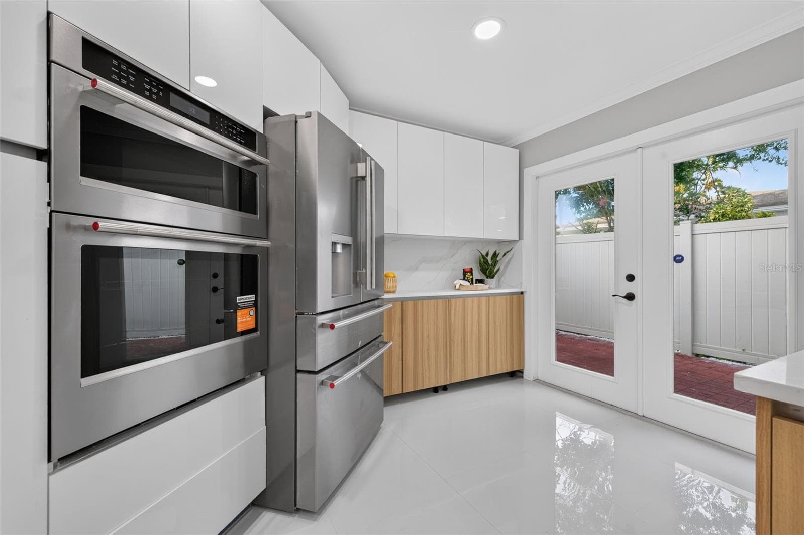 Single Family Residence at 219 MIRAMAR BLVD NE, ST PETERSBURG, photo 15 of 50