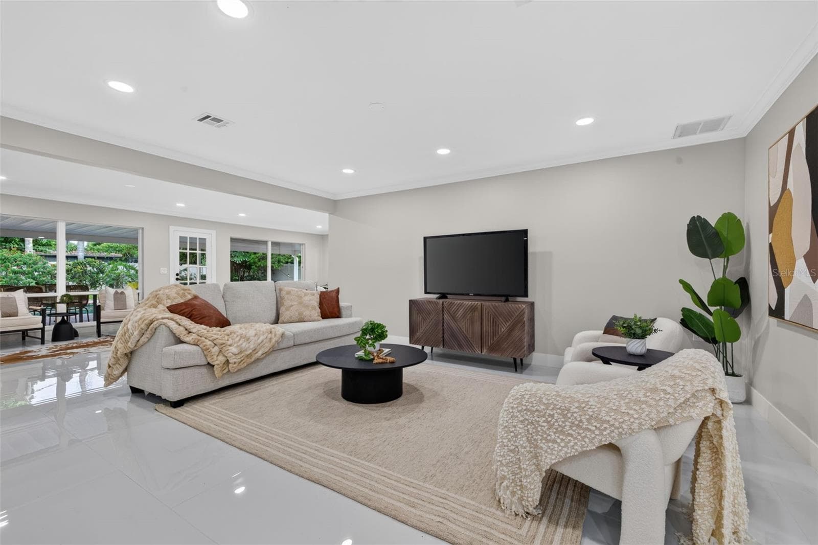Single Family Residence at 219 MIRAMAR BLVD NE, ST PETERSBURG, photo 17 of 50