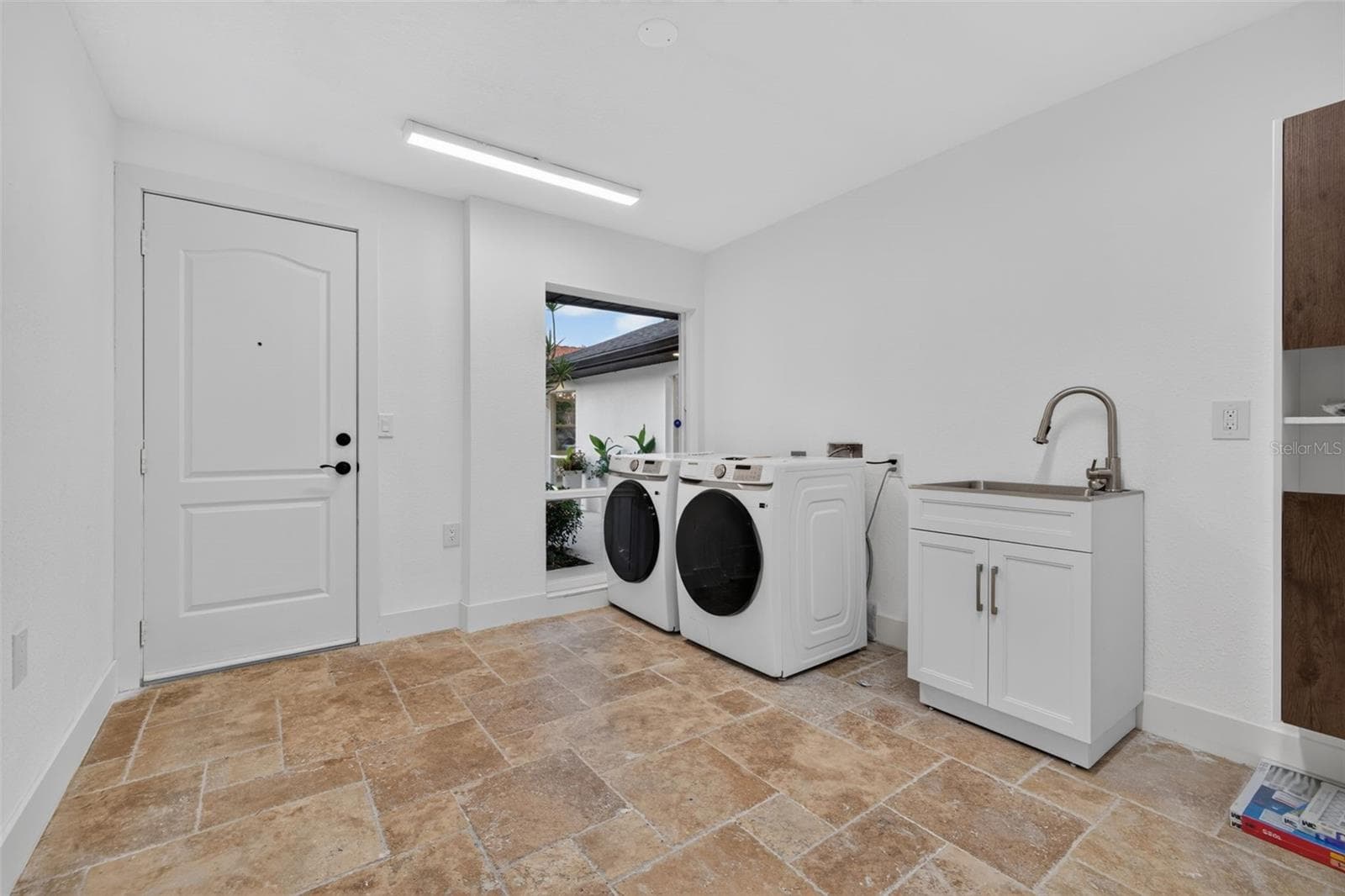 Single Family Residence at 219 MIRAMAR BLVD NE, ST PETERSBURG, photo 31 of 50