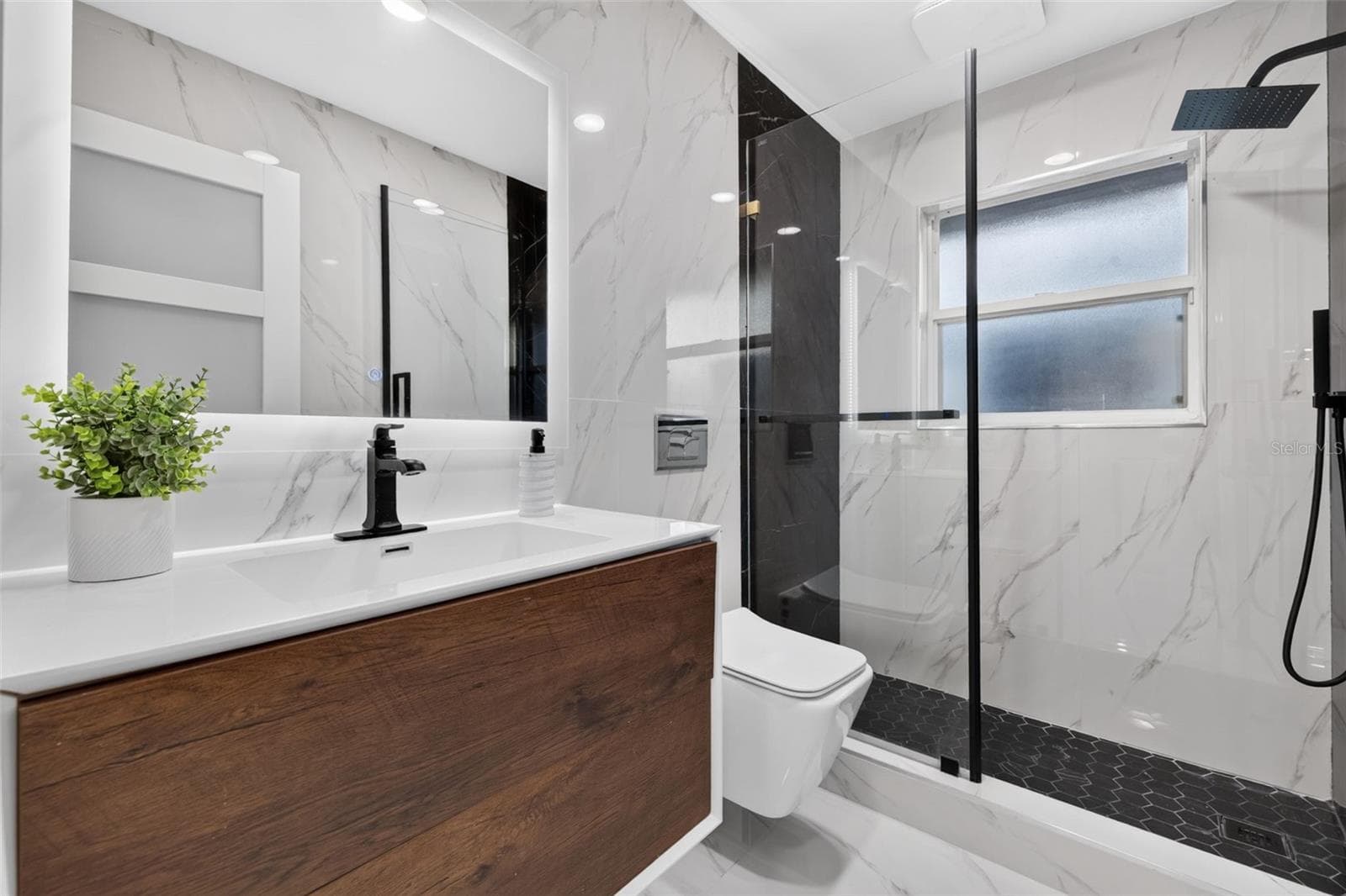Single Family Residence at 219 MIRAMAR BLVD NE, ST PETERSBURG, photo 33 of 50
