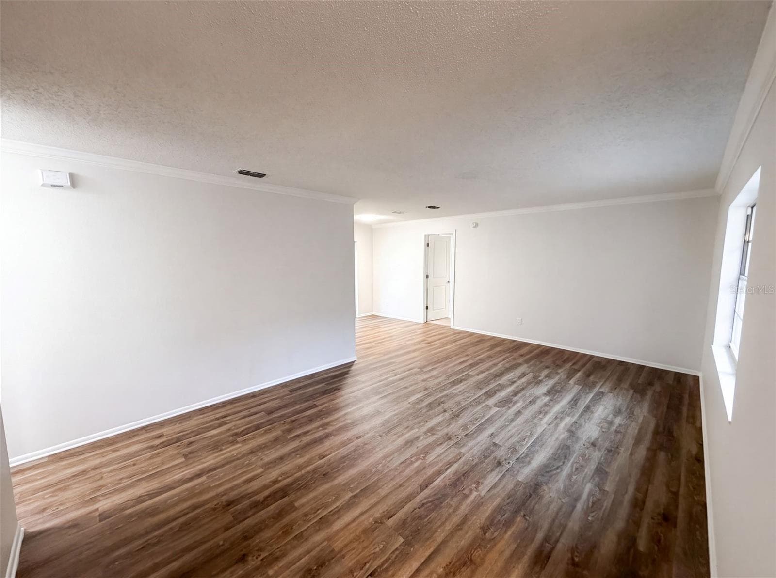 Single Family Residence at 8310 ROLLING LOG DR, ORLANDO, photo 3 of 23
