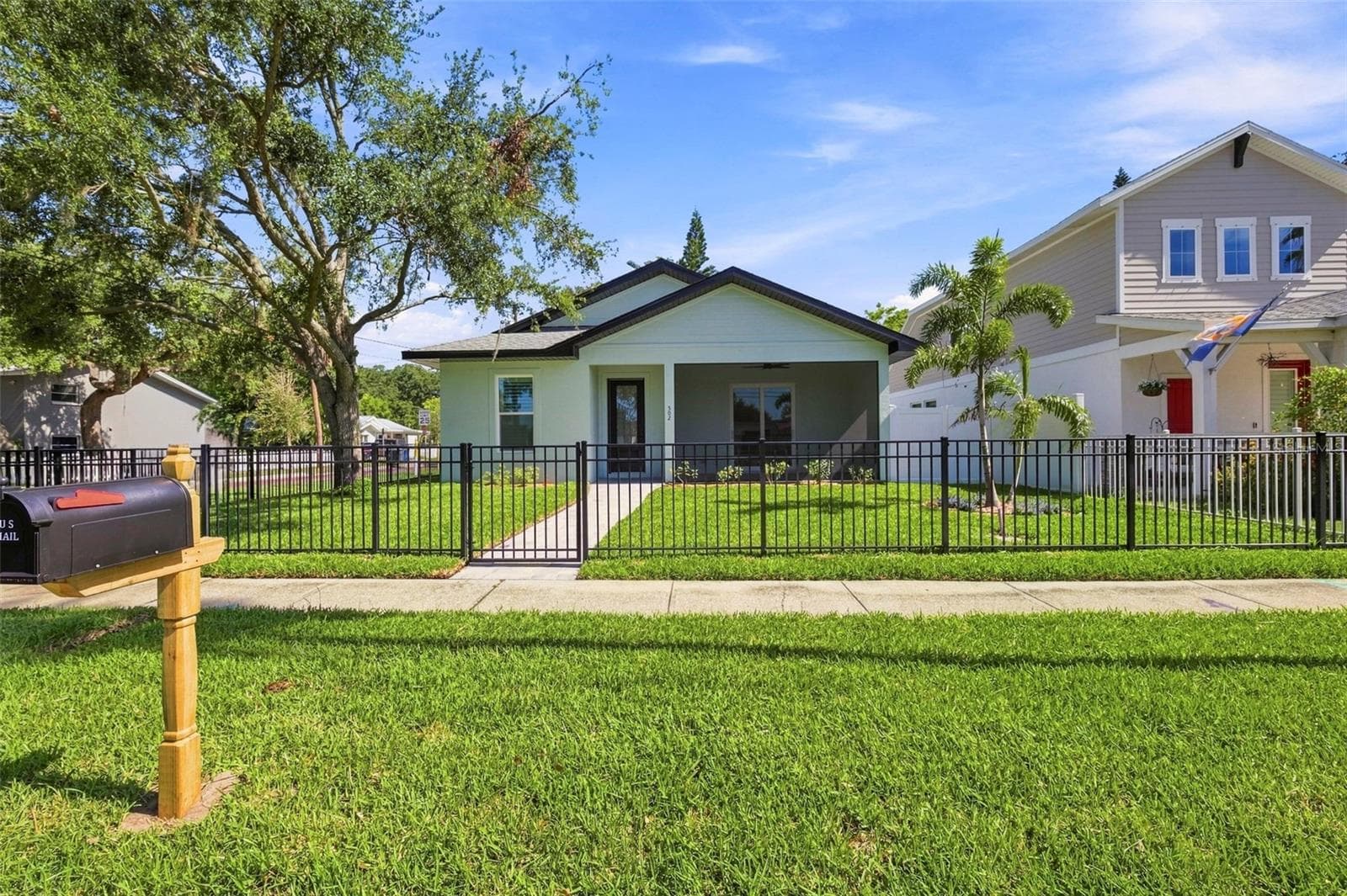 Single Family Residence at 502 BELTREES ST, DUNEDIN, photo 2 of 57