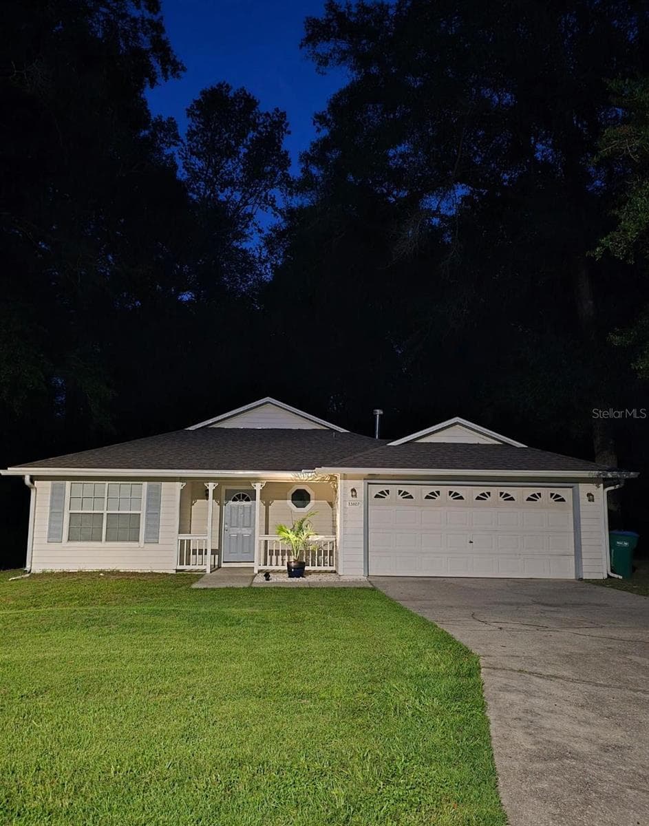 Evening at Home! - 13607 NW 135 DR, ALACHUA