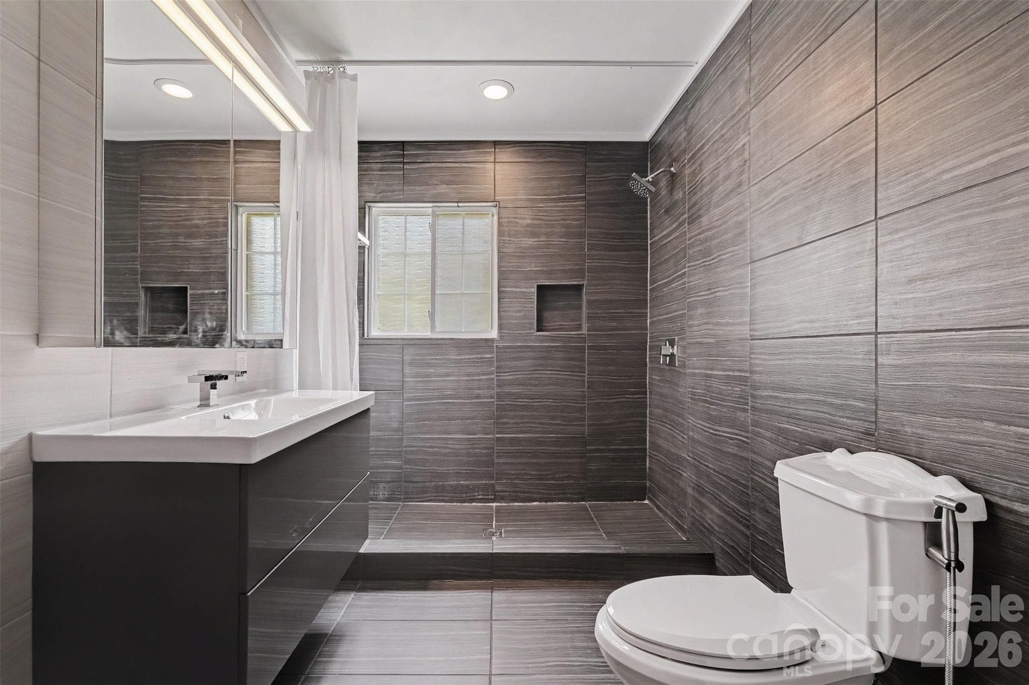 Full Bathroom on Main - 5914 Hanna Court, Charlotte