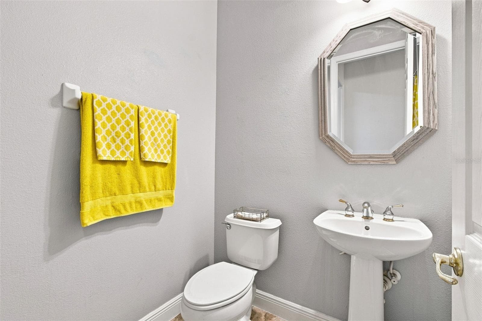 Half Bath - 970 SAN RAPHAEL ST, POINCIANA