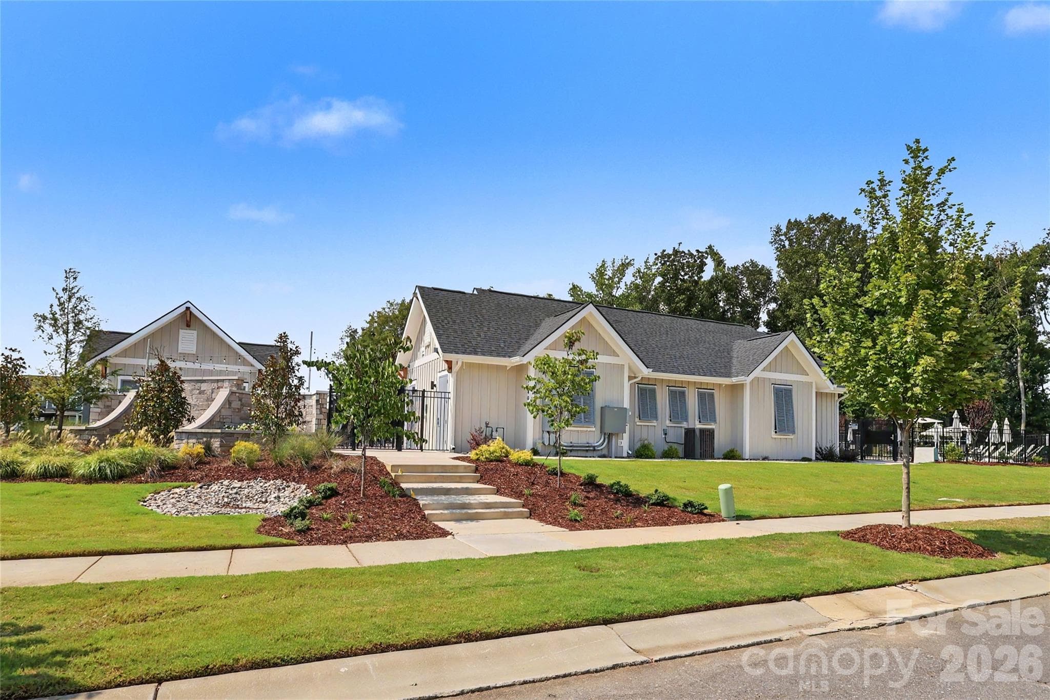 Single Family Residence at 11122 Glasden Road, Charlotte, photo 41 of 44
