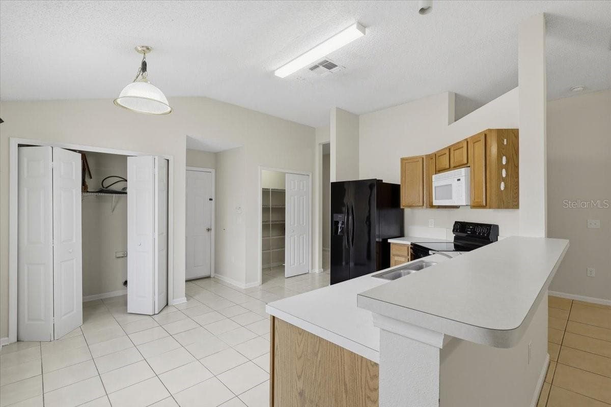 Single Family Residence at 3 LOUVET LN, PALM COAST, photo 24 of 95