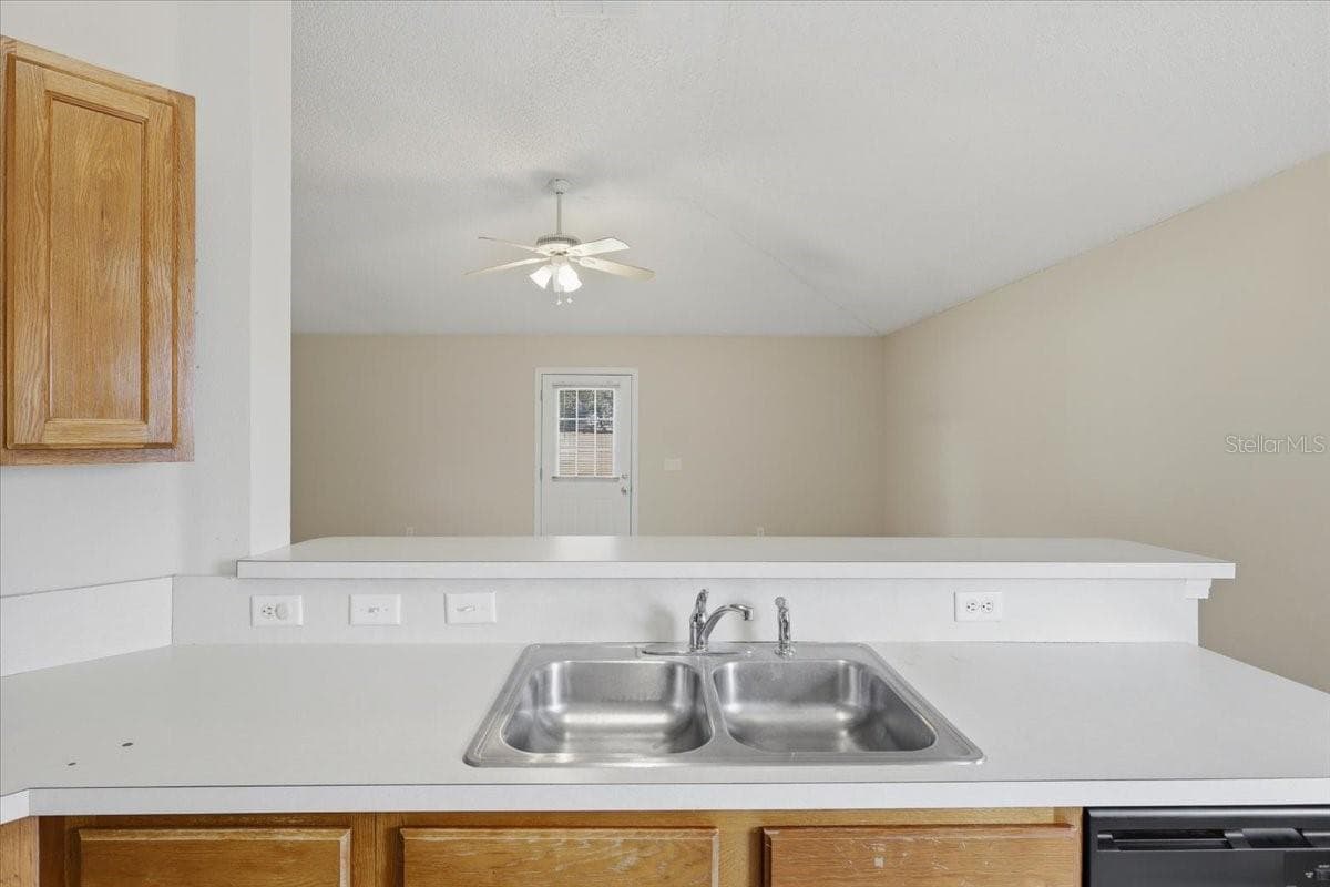 Single Family Residence at 3 LOUVET LN, PALM COAST, photo 26 of 95