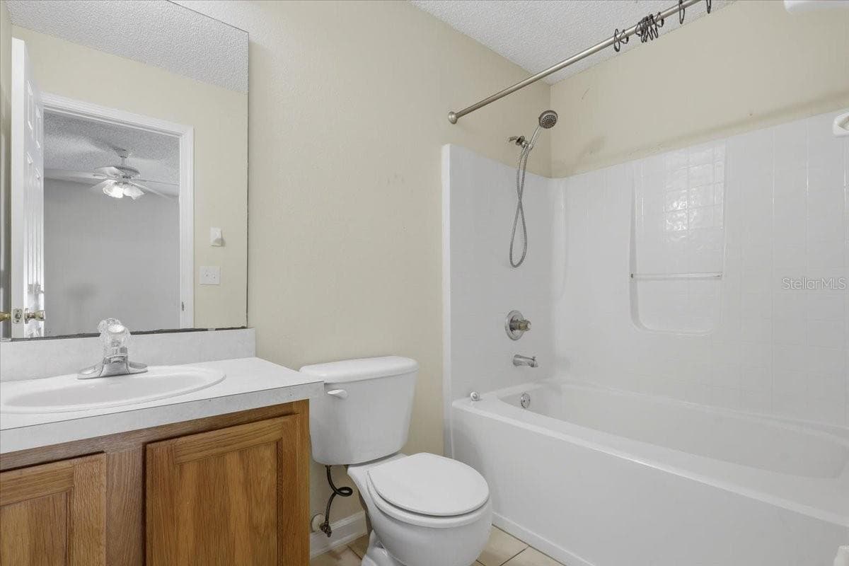 Single Family Residence at 3 LOUVET LN, PALM COAST, photo 43 of 95
