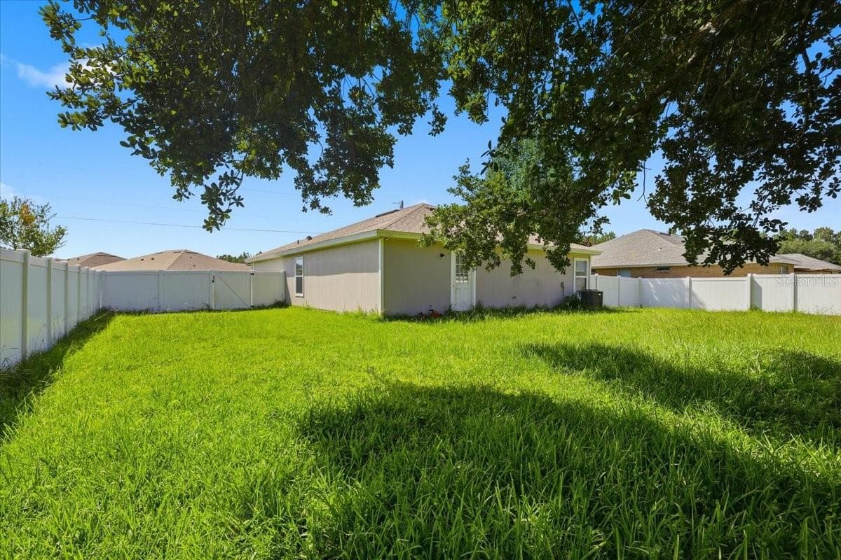 Single Family Residence at 3 LOUVET LN, PALM COAST, photo 86 of 95