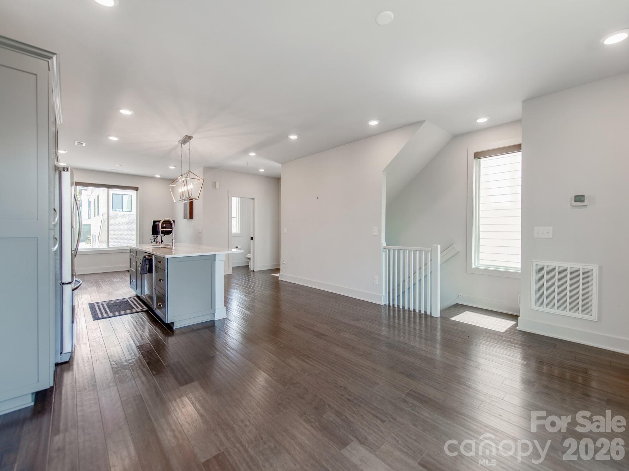 Townhouse at 931 Cityscape Drive, Charlotte, photo 9 of 39
