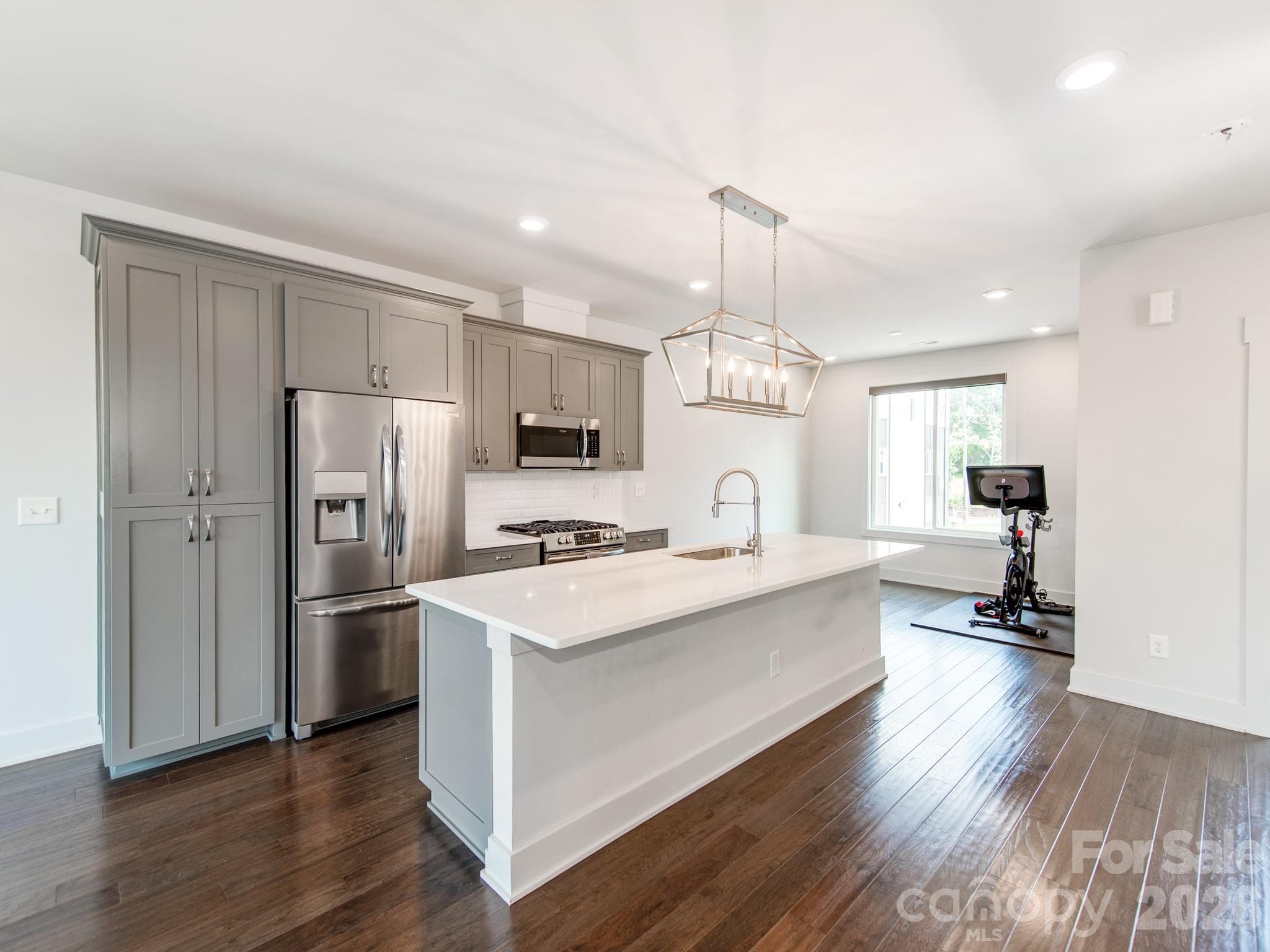 Townhouse at 931 Cityscape Drive, Charlotte, photo 10 of 39