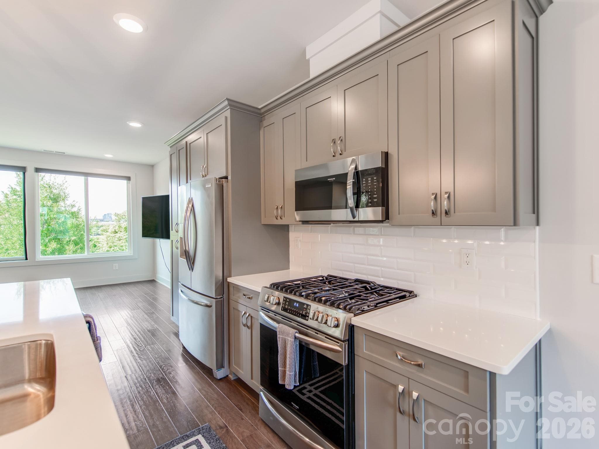 Townhouse at 931 Cityscape Drive, Charlotte, photo 15 of 39
