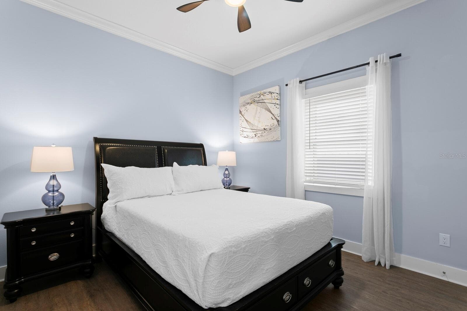 Bedroom 3 with crown molding and ceiling fan - 704 EAGLE LN, APOLLO BEACH