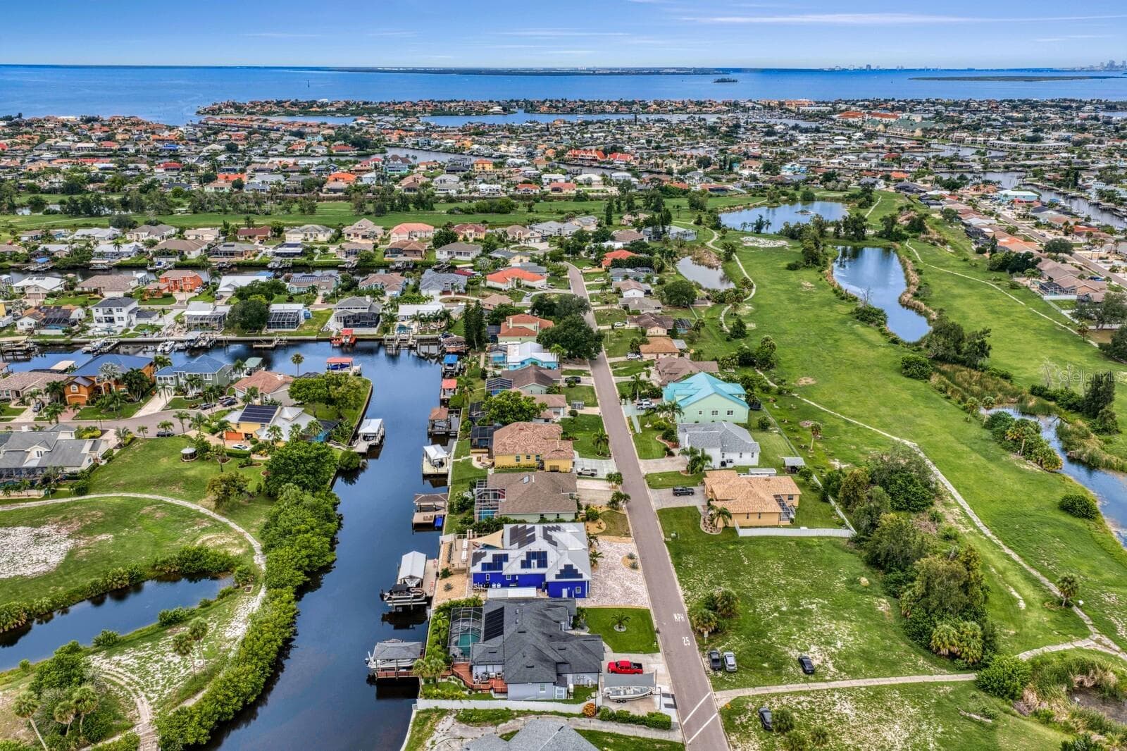 Quick boat ride to Tampa Bay - 704 EAGLE LN, APOLLO BEACH