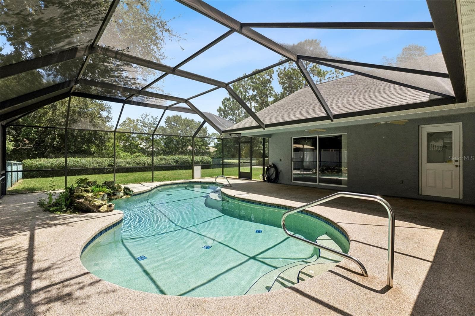 Outdoor Oasis - 23 WELLSTREAM LN, PALM COAST