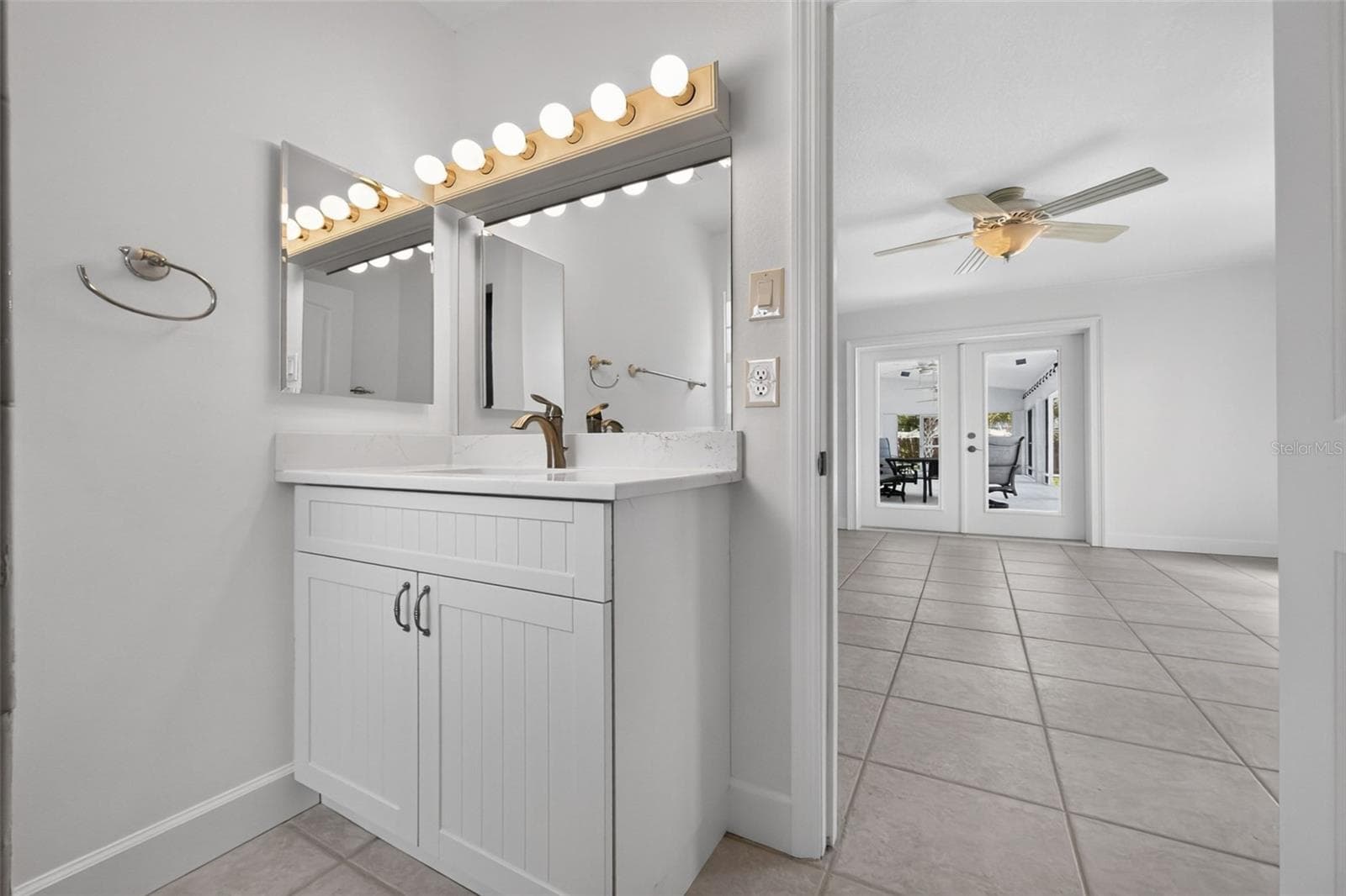 Guest bathroom #2 - 200 S OXFORD DR, ENGLEWOOD