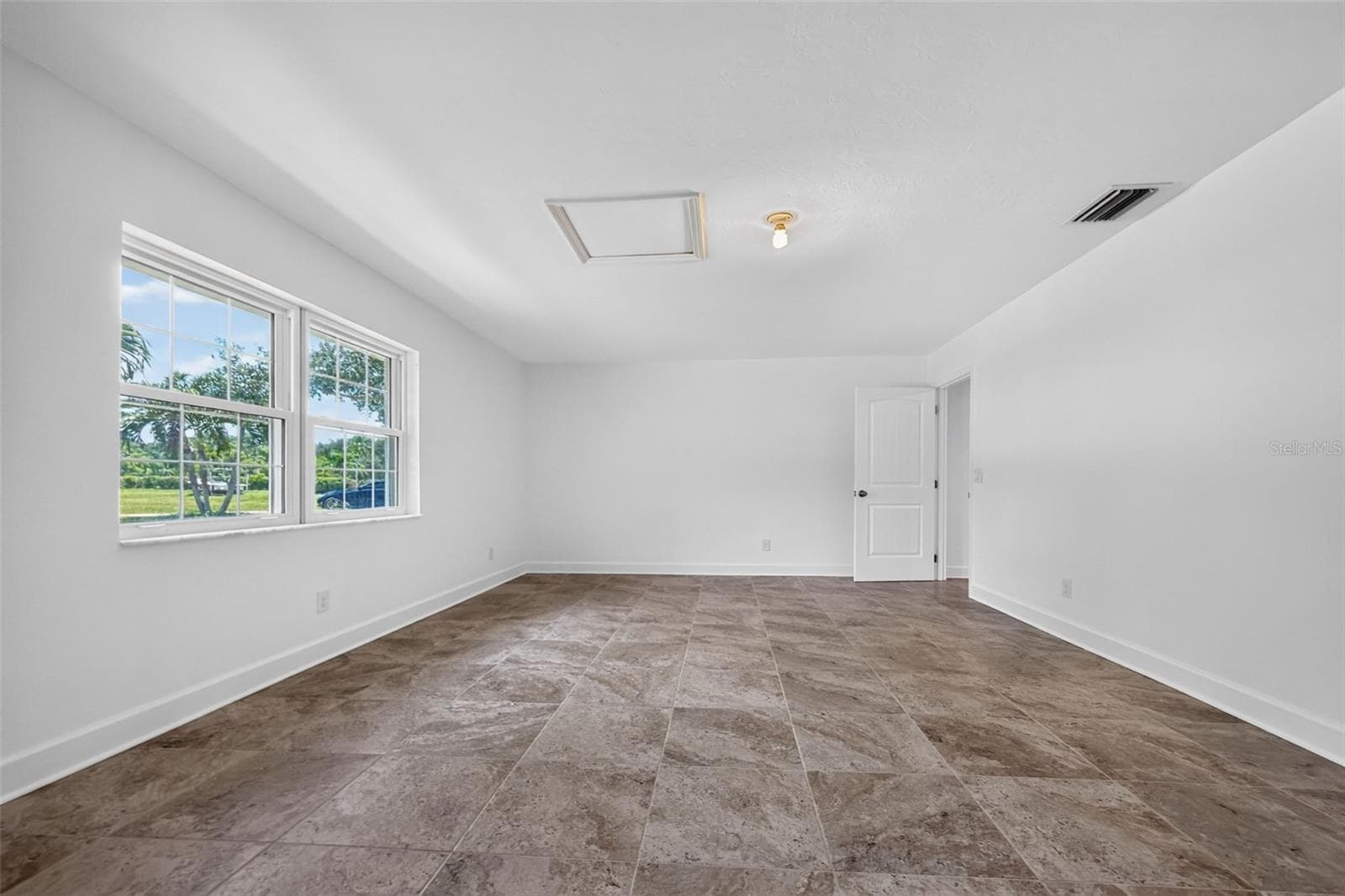 Bonus room - 200 S OXFORD DR, ENGLEWOOD