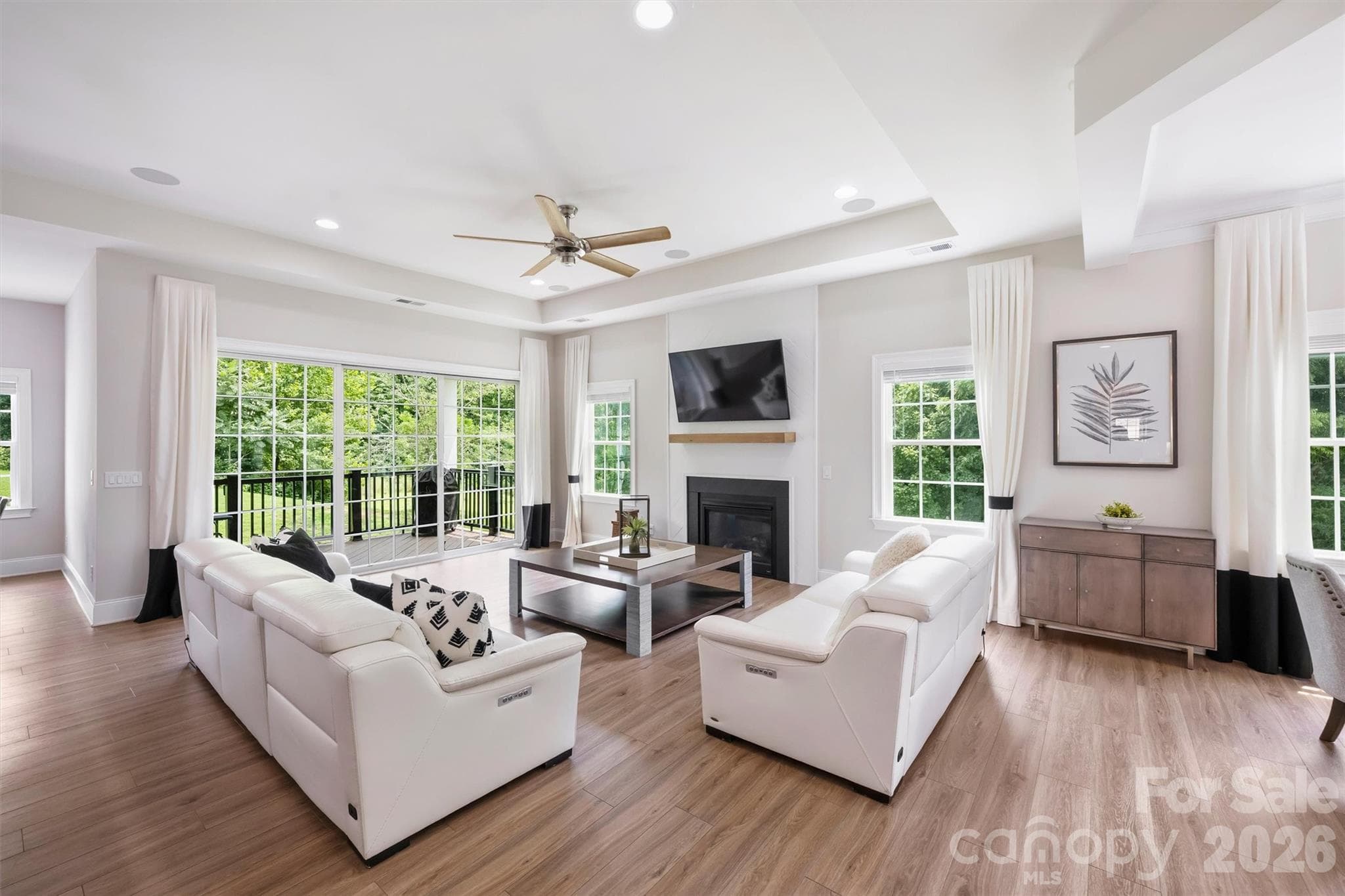 Single Family Residence at 10542 Sweethaven Lane, Harrisburg, photo 11 of 47