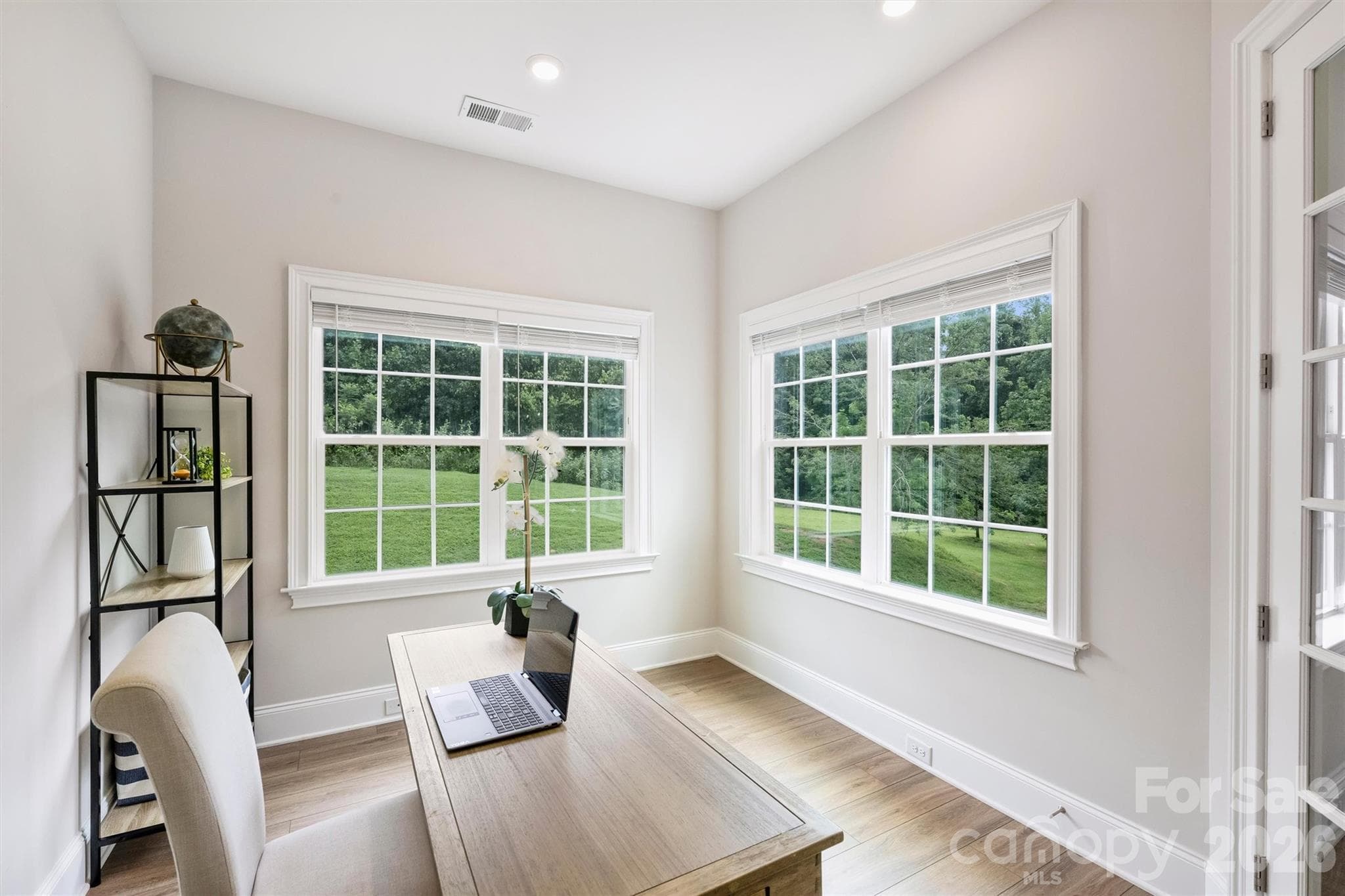 Single Family Residence at 10542 Sweethaven Lane, Harrisburg, photo 21 of 47