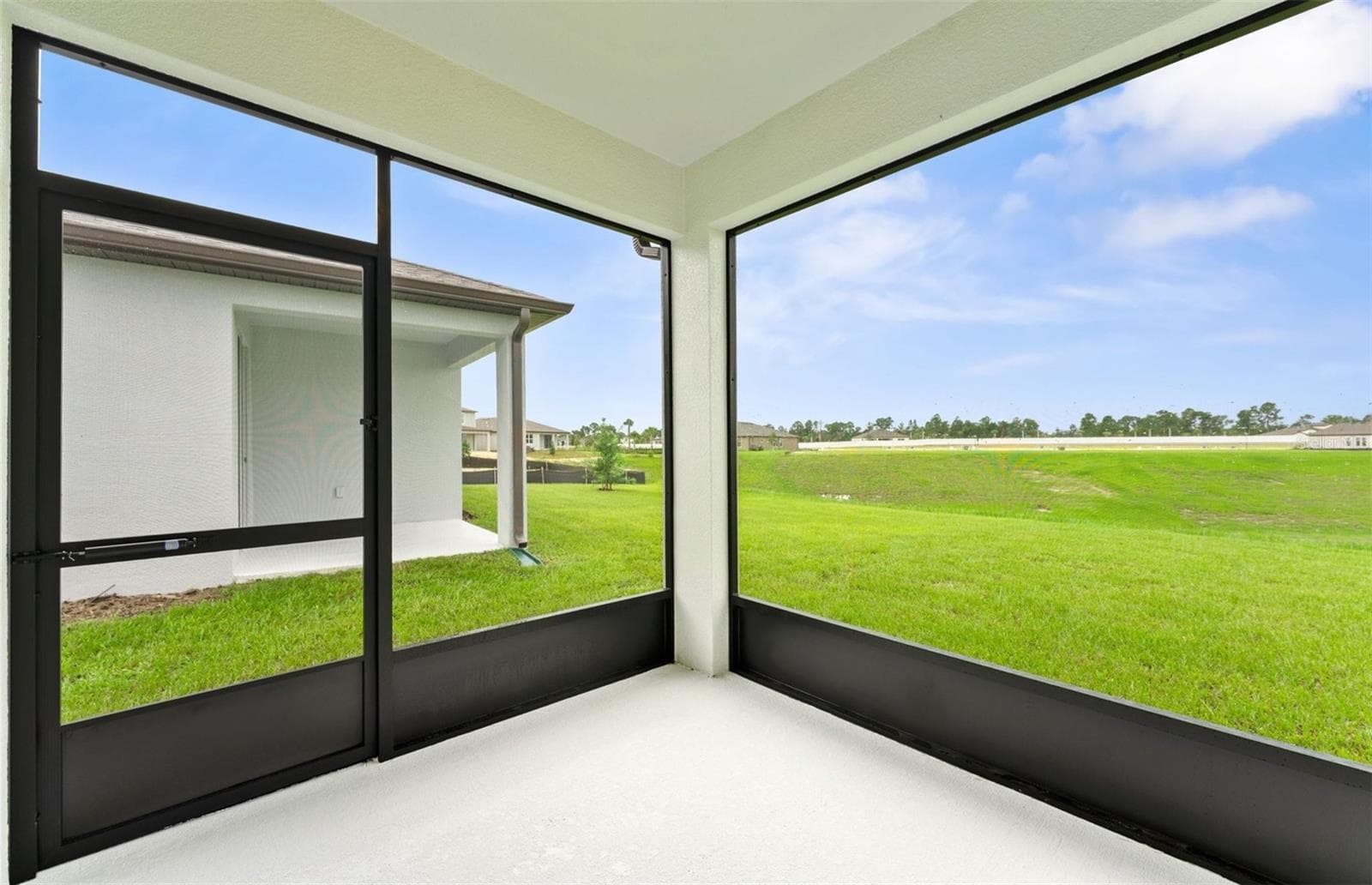 Covered Lanai w/Screen Enclosure - 4278 OBSIDIAN DR, SPRING HILL