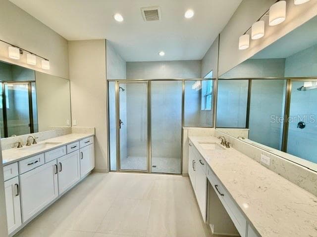 Single Family Residence at 32630 NEROLI ST, WESLEY CHAPEL, photo 14 of 20