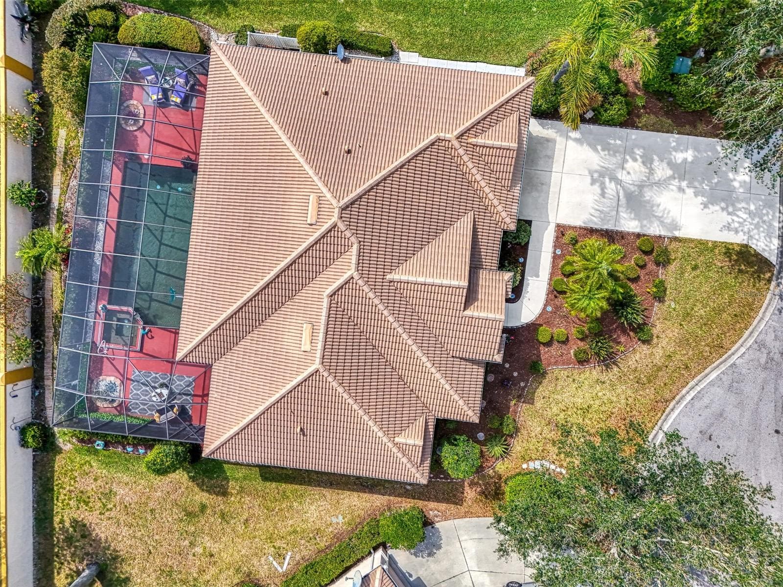 Single Family Residence at 107 WAYFOREST DR, VENICE, photo 62 of 73