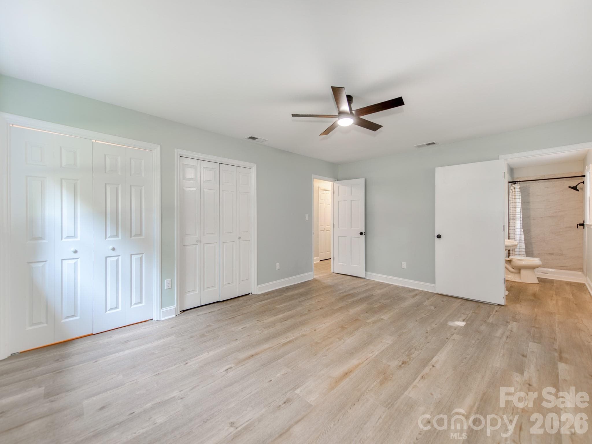 Primary bedroom with double closets - 3072 Bethany Street, Claremont