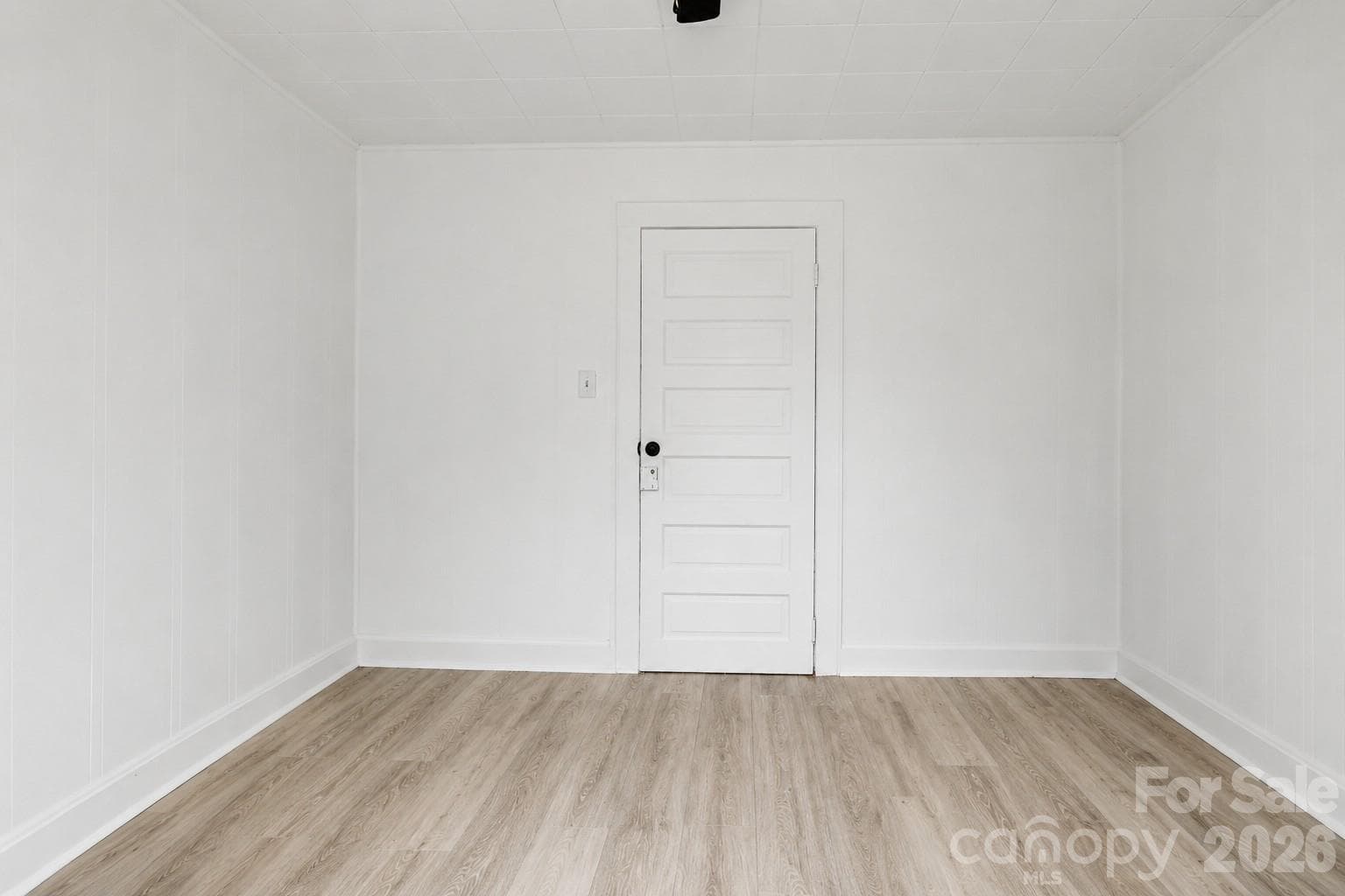 Single Family Residence at 1306 Forrest Street, High Point, photo 17 of 28