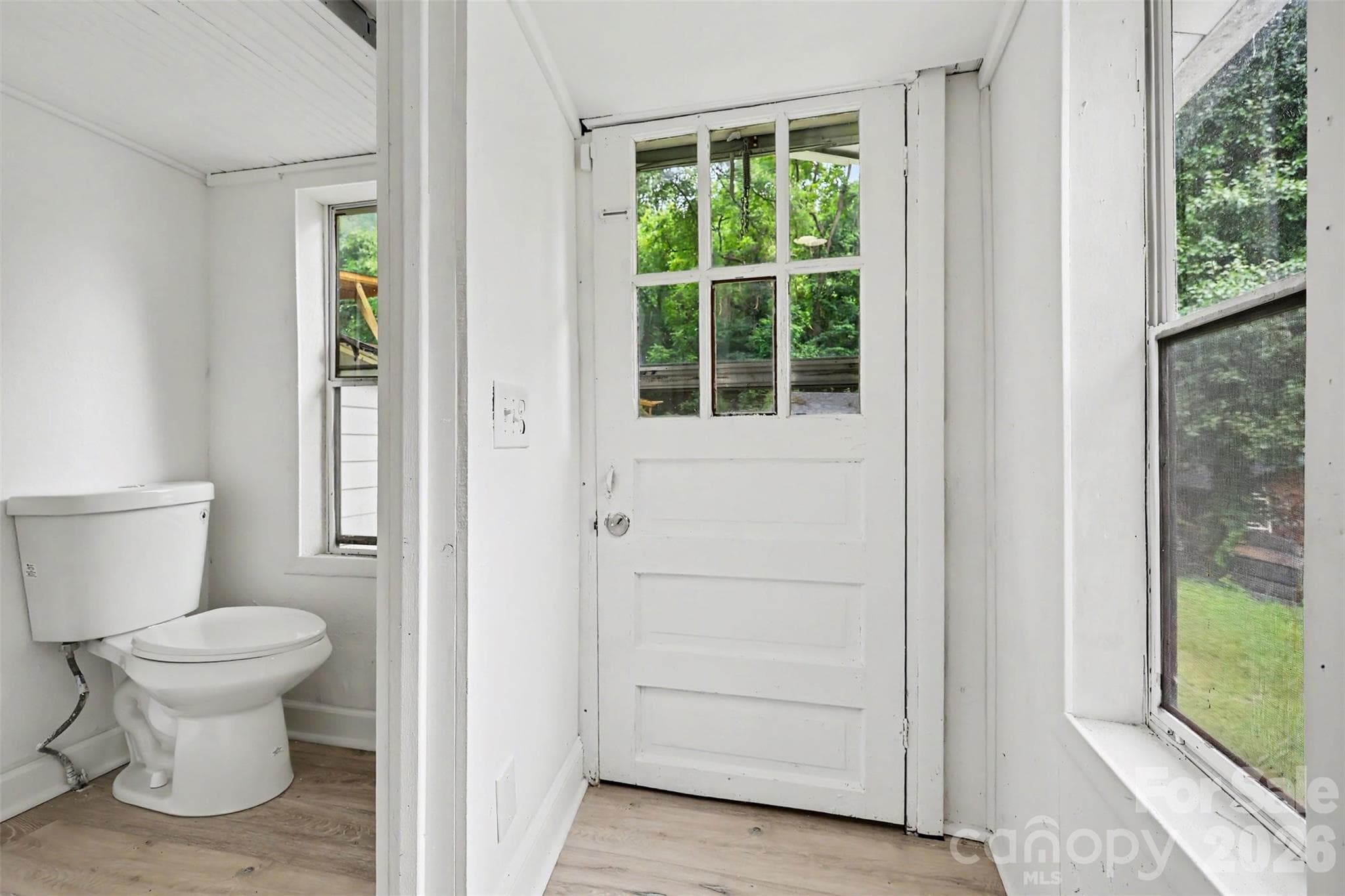 Single Family Residence at 1306 Forrest Street, High Point, photo 24 of 28