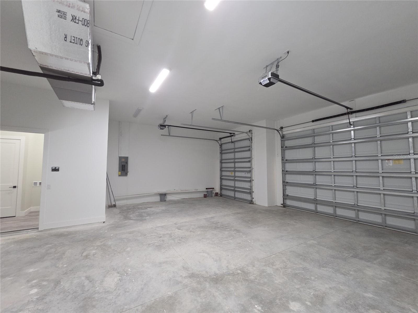 Oversized Garage - 5223 BALMOR TER, NORTH PORT