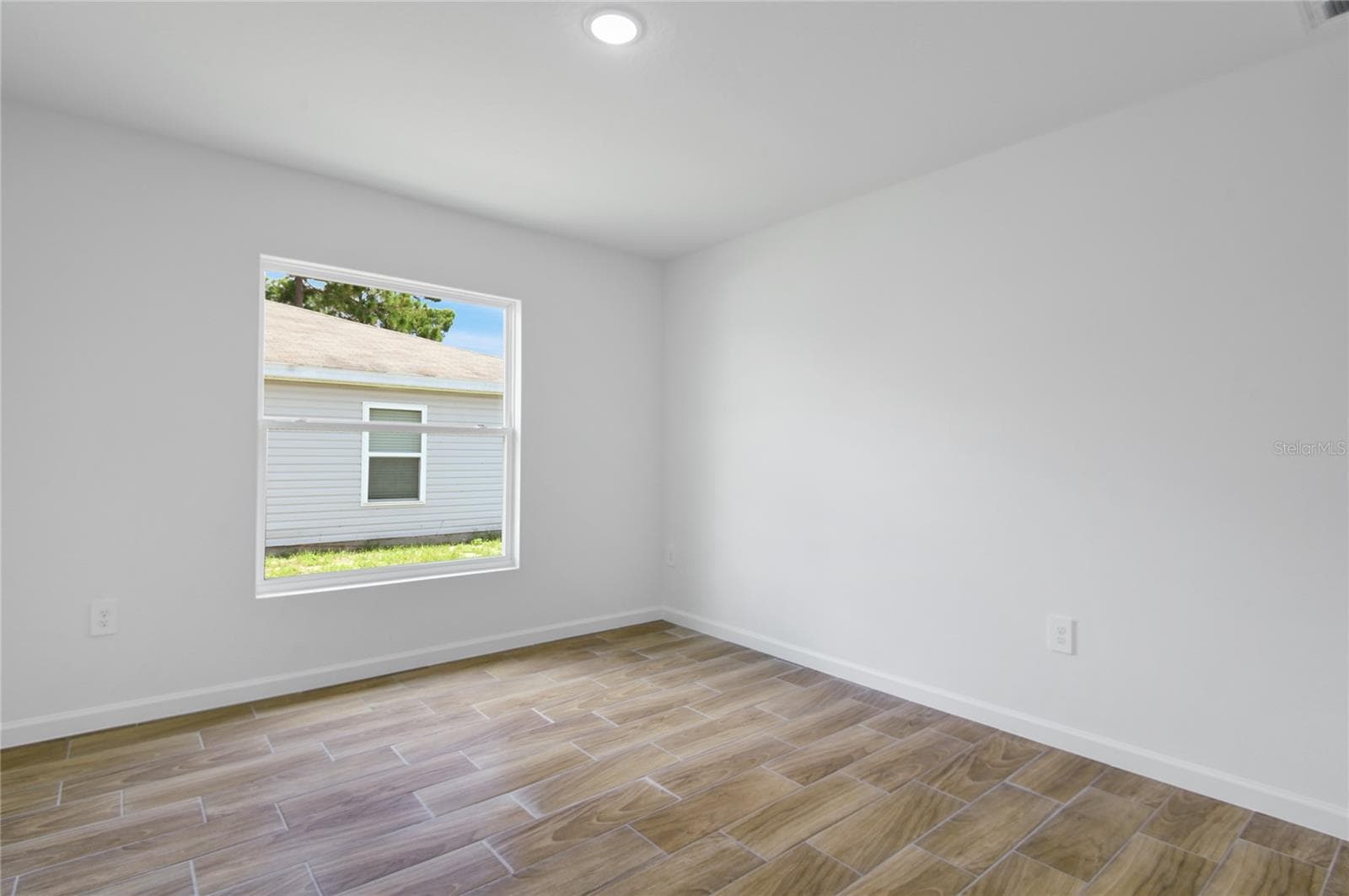 Single Family Residence at 224 GLADIOLA CT, POINCIANA, photo 19 of 23