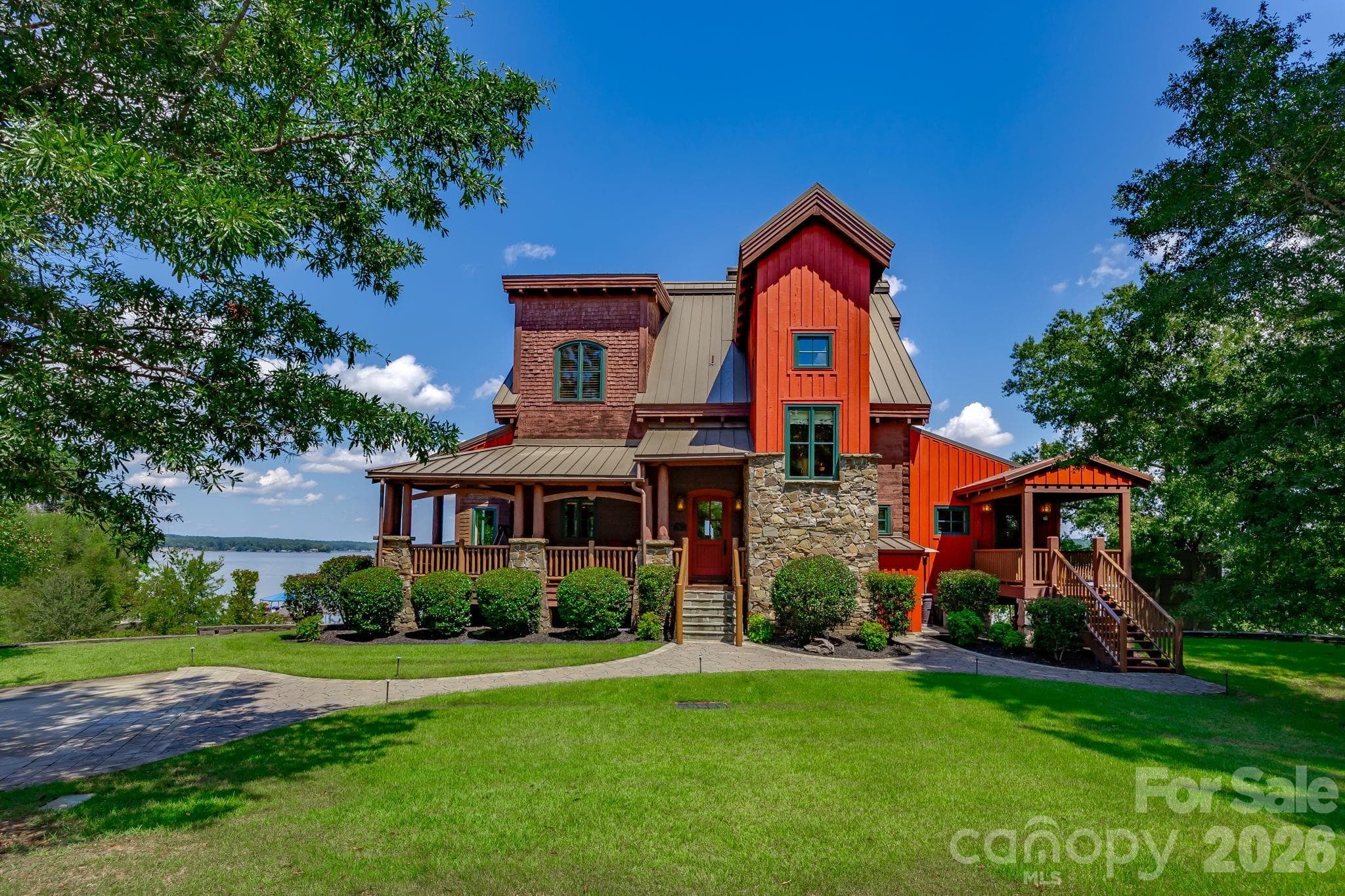 View as you arrive to the property - 197 Smooth Rock Point, Ridgeway
