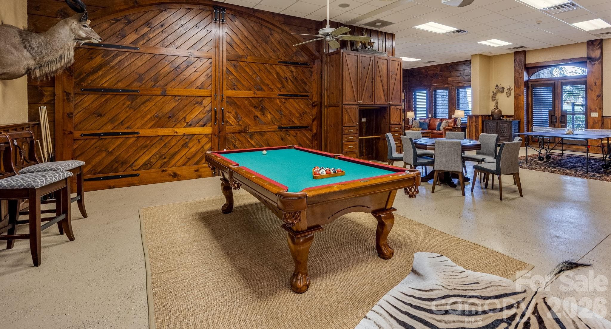 Fully Finished Basement Rec area - 197 Smooth Rock Point, Ridgeway