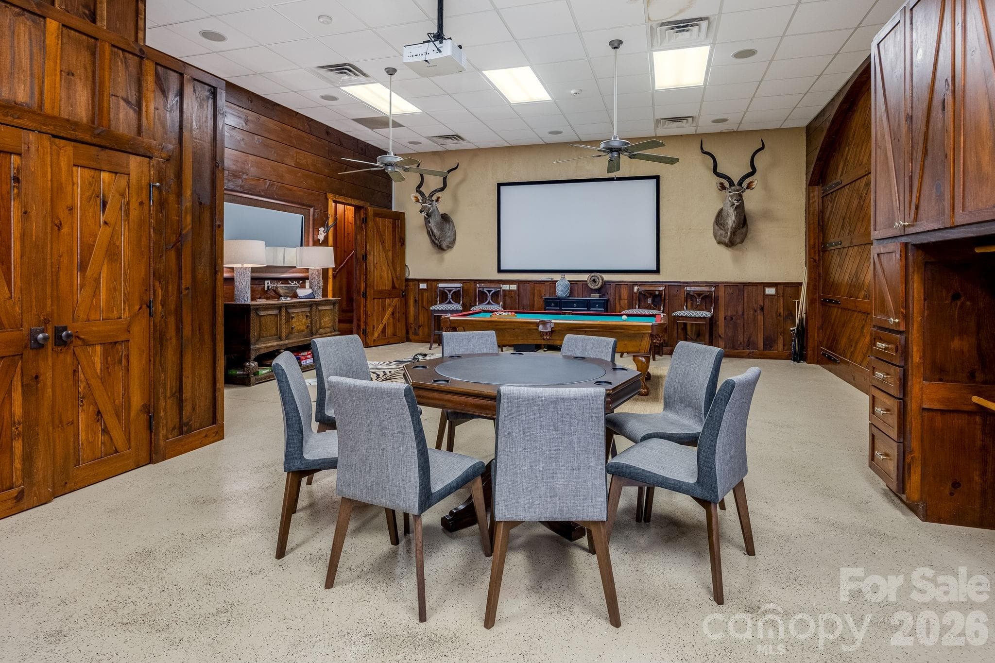 Full Basement Rec Area - 197 Smooth Rock Point, Ridgeway