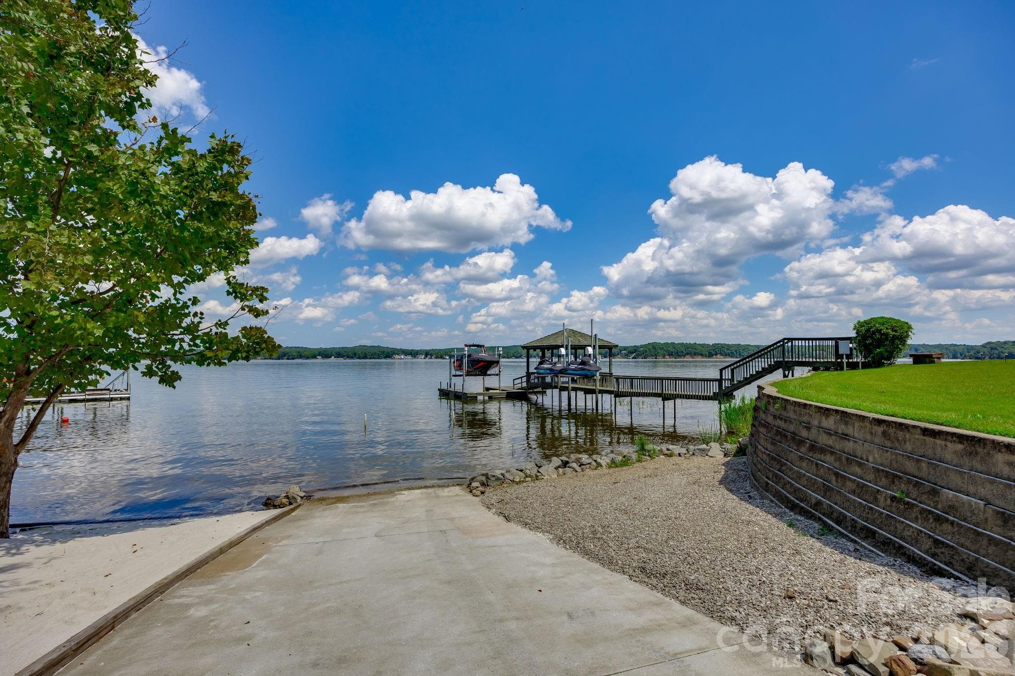 Boat Ramp - 197 Smooth Rock Point, Ridgeway
