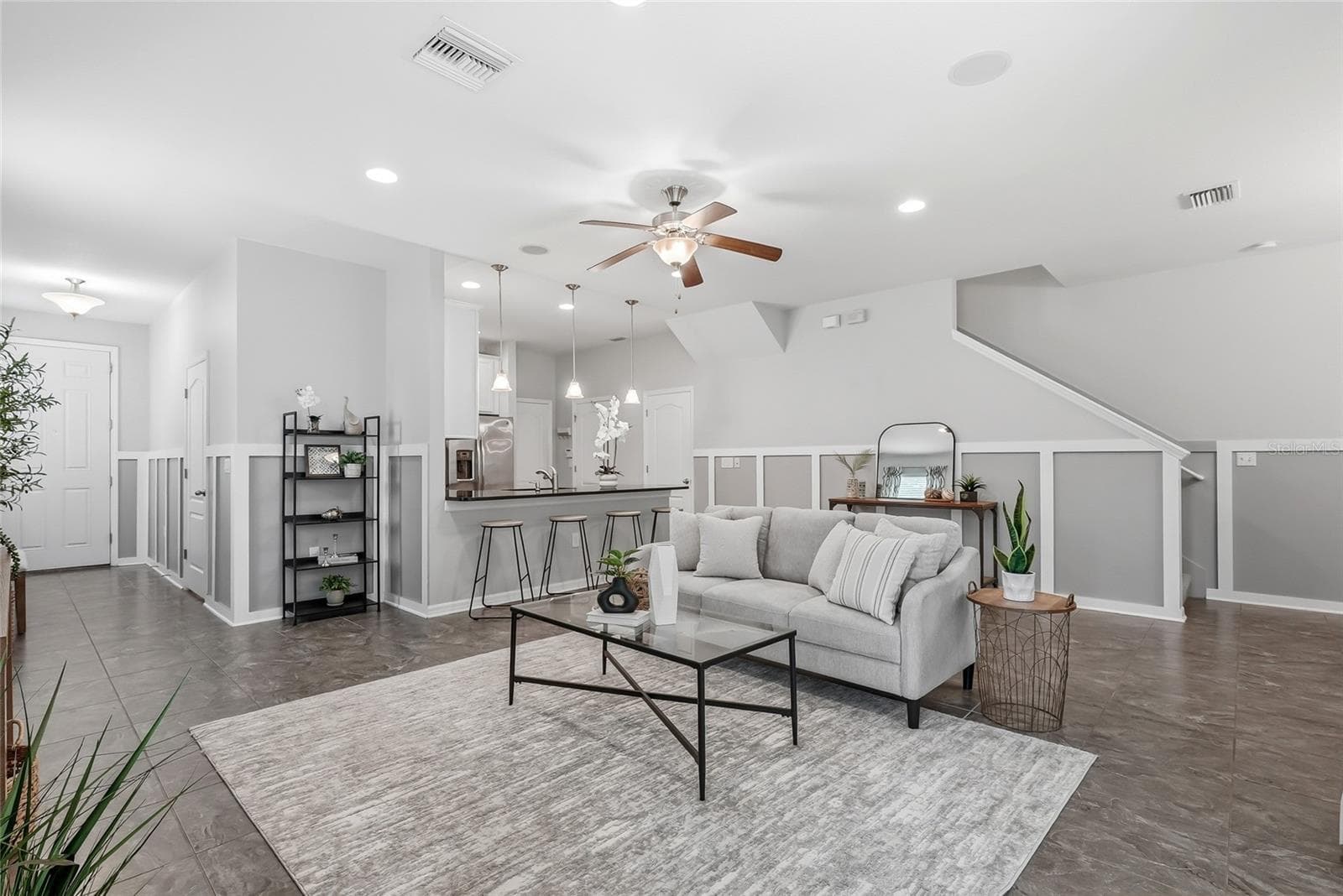 Townhouse at 13105 CANOPY CREEK DR, TAMPA, photo 9 of 46