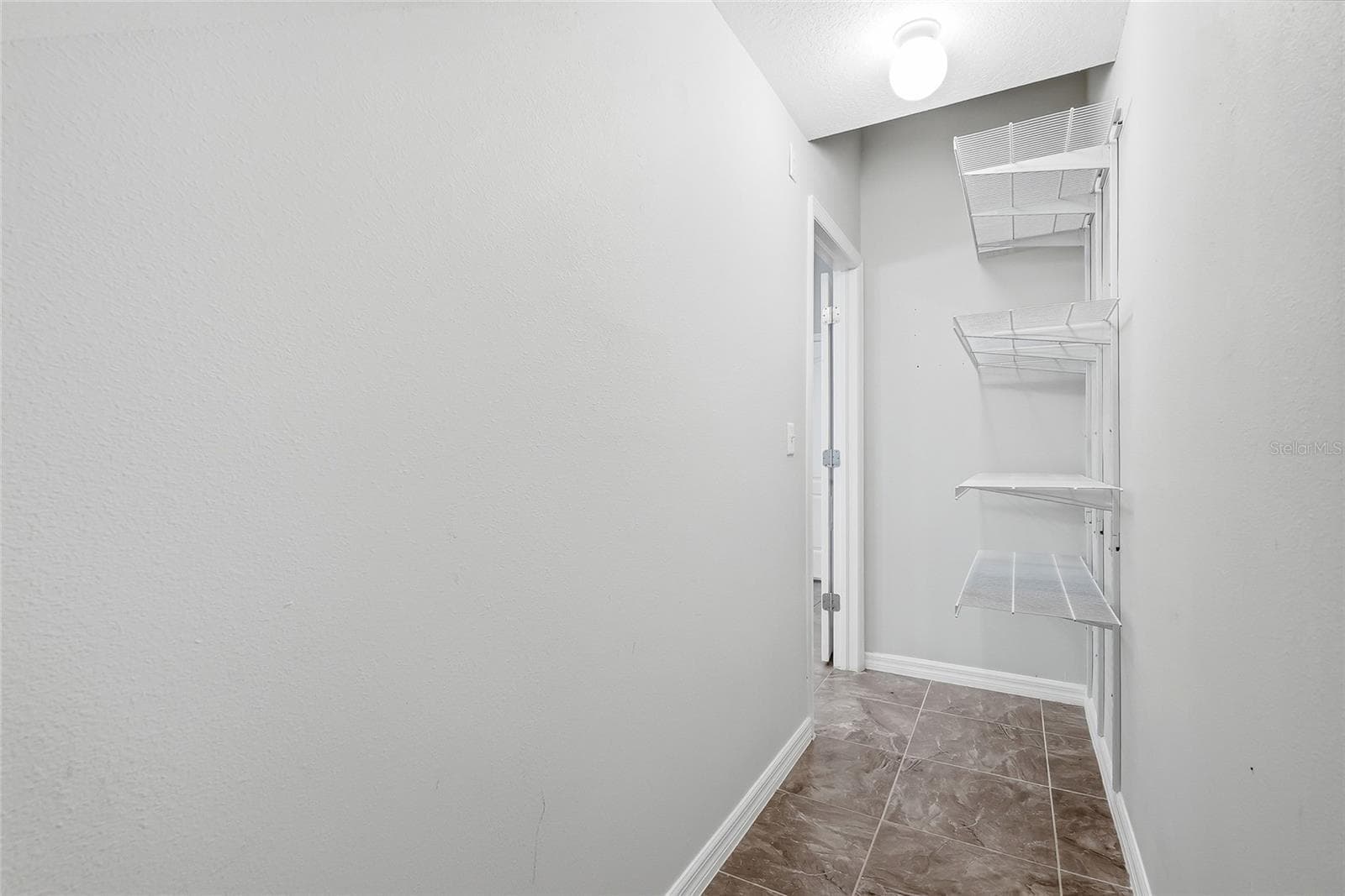 Townhouse at 13105 CANOPY CREEK DR, TAMPA, photo 22 of 46