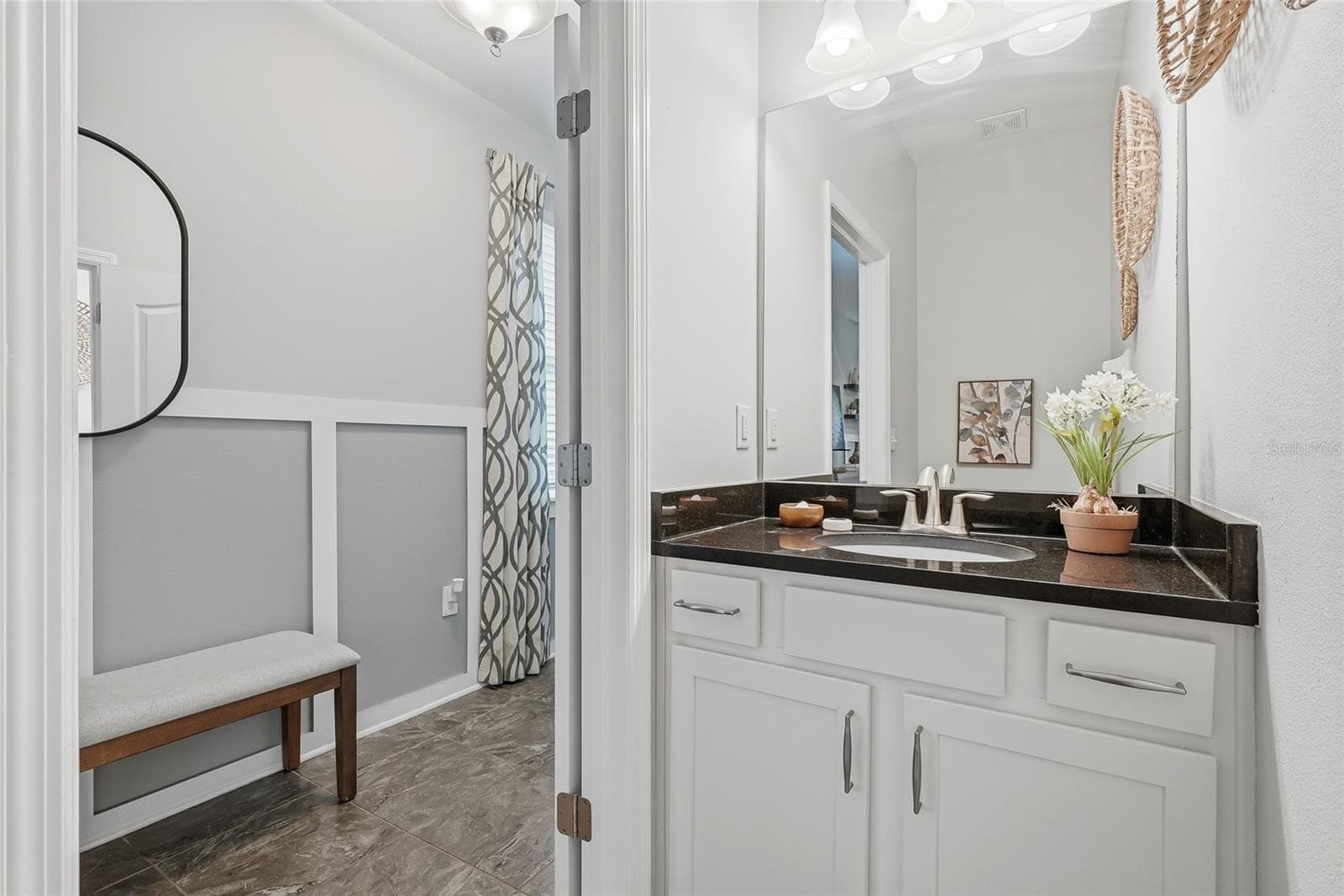 Townhouse at 13105 CANOPY CREEK DR, TAMPA, photo 23 of 46