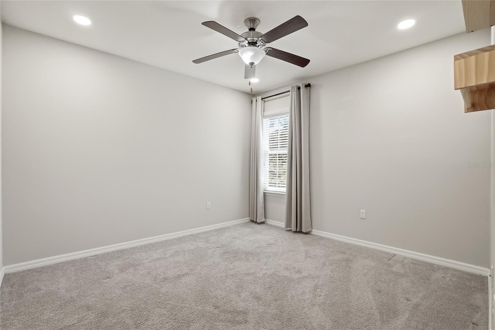 Townhouse at 13105 CANOPY CREEK DR, TAMPA, photo 32 of 46