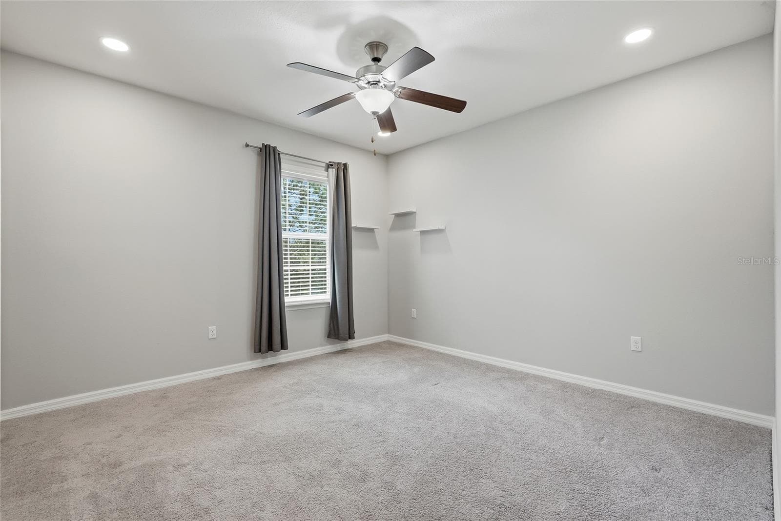 Townhouse at 13105 CANOPY CREEK DR, TAMPA, photo 35 of 46