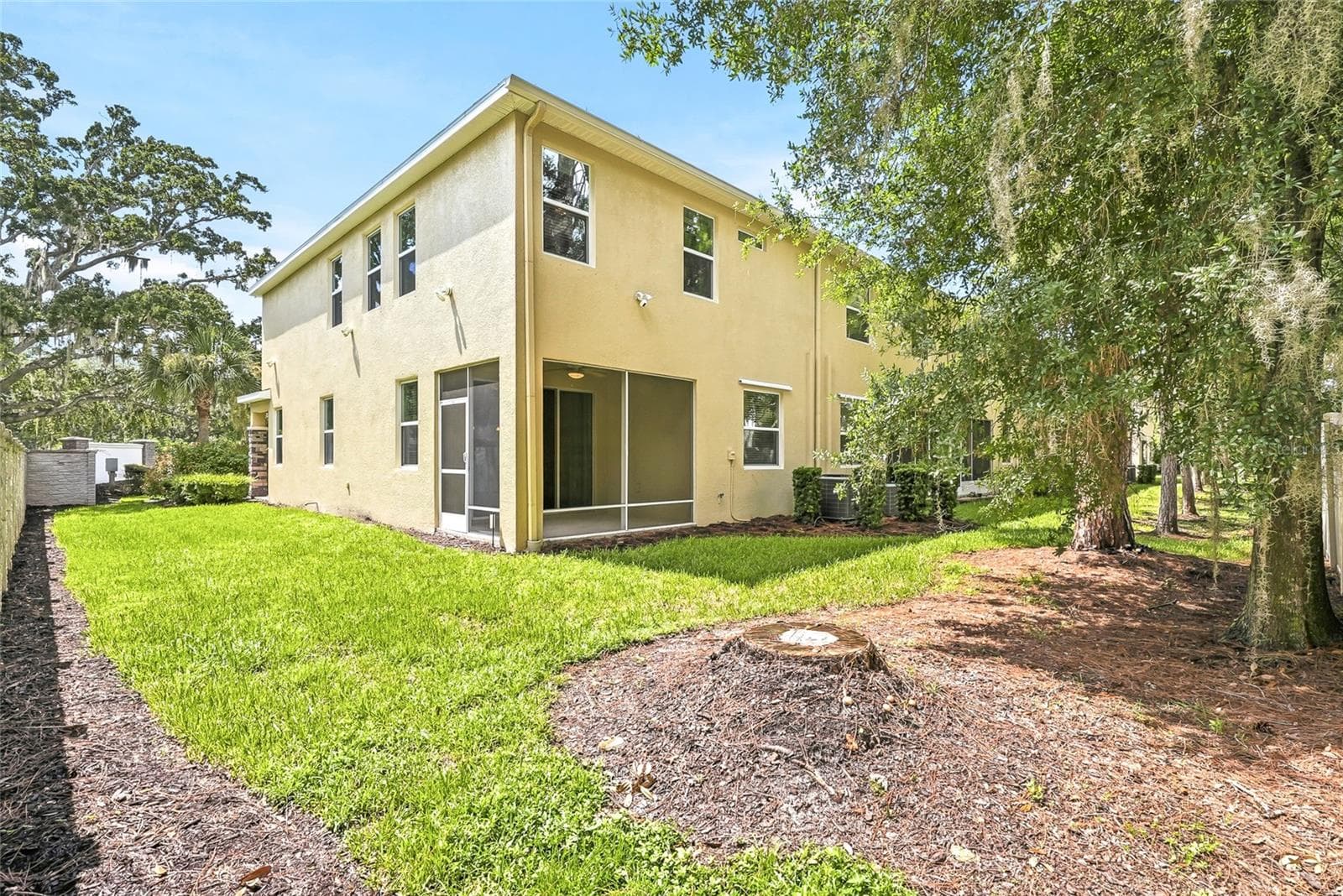Townhouse at 13105 CANOPY CREEK DR, TAMPA, photo 42 of 46