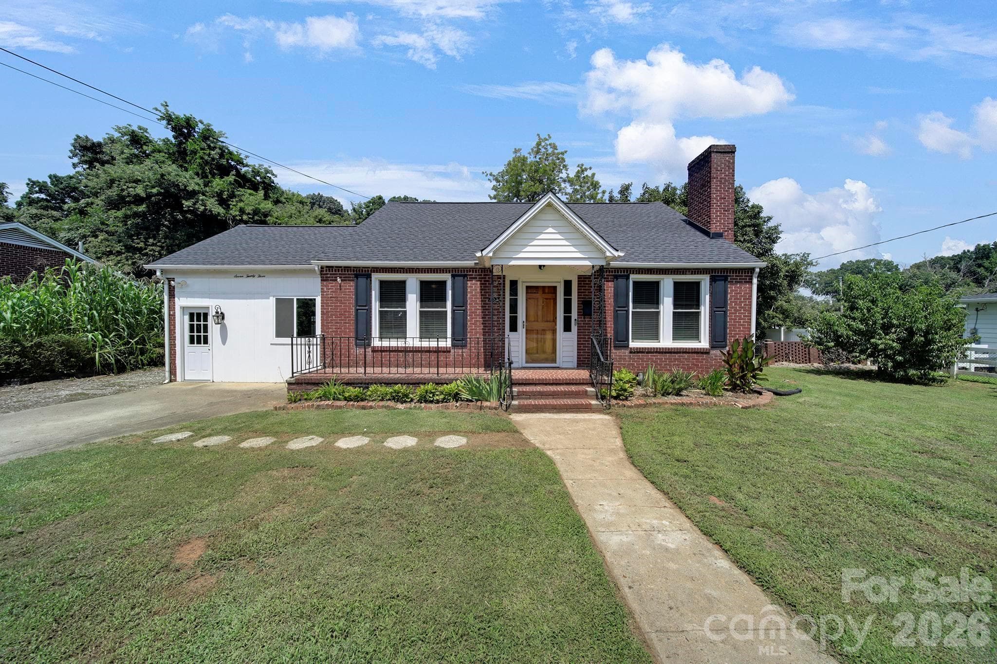 Single Family Residence at 723 N Confederate Avenue, Rock Hill, photo 37 of 42