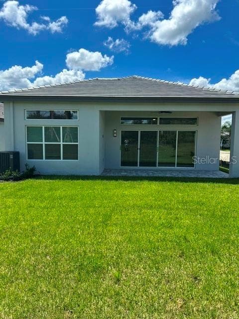 Single Family Residence at 32630 NEROLI ST, WESLEY CHAPEL, photo 2 of 20