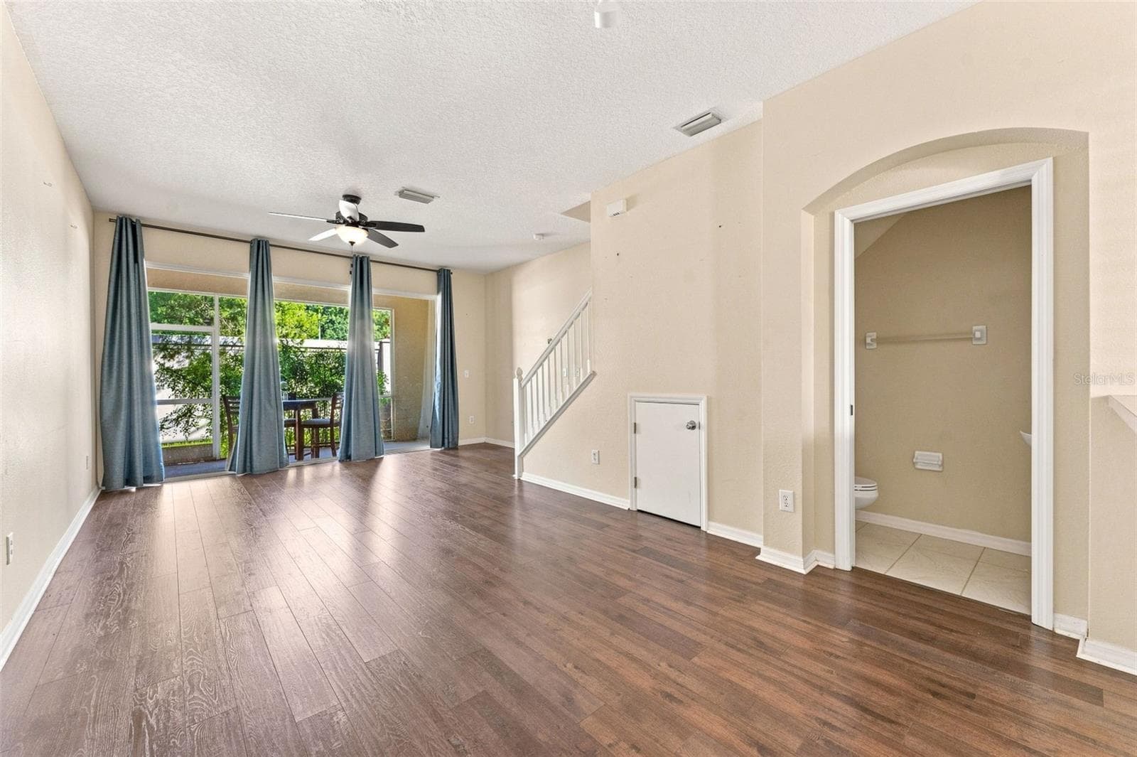 Townhouse at 11220 WINDSOR PLACE CIR, TAMPA, photo 11 of 41