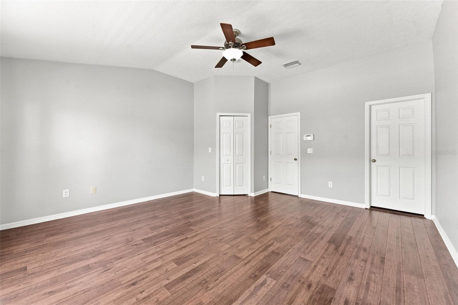 Townhouse at 11220 WINDSOR PLACE CIR, TAMPA, photo 18 of 41