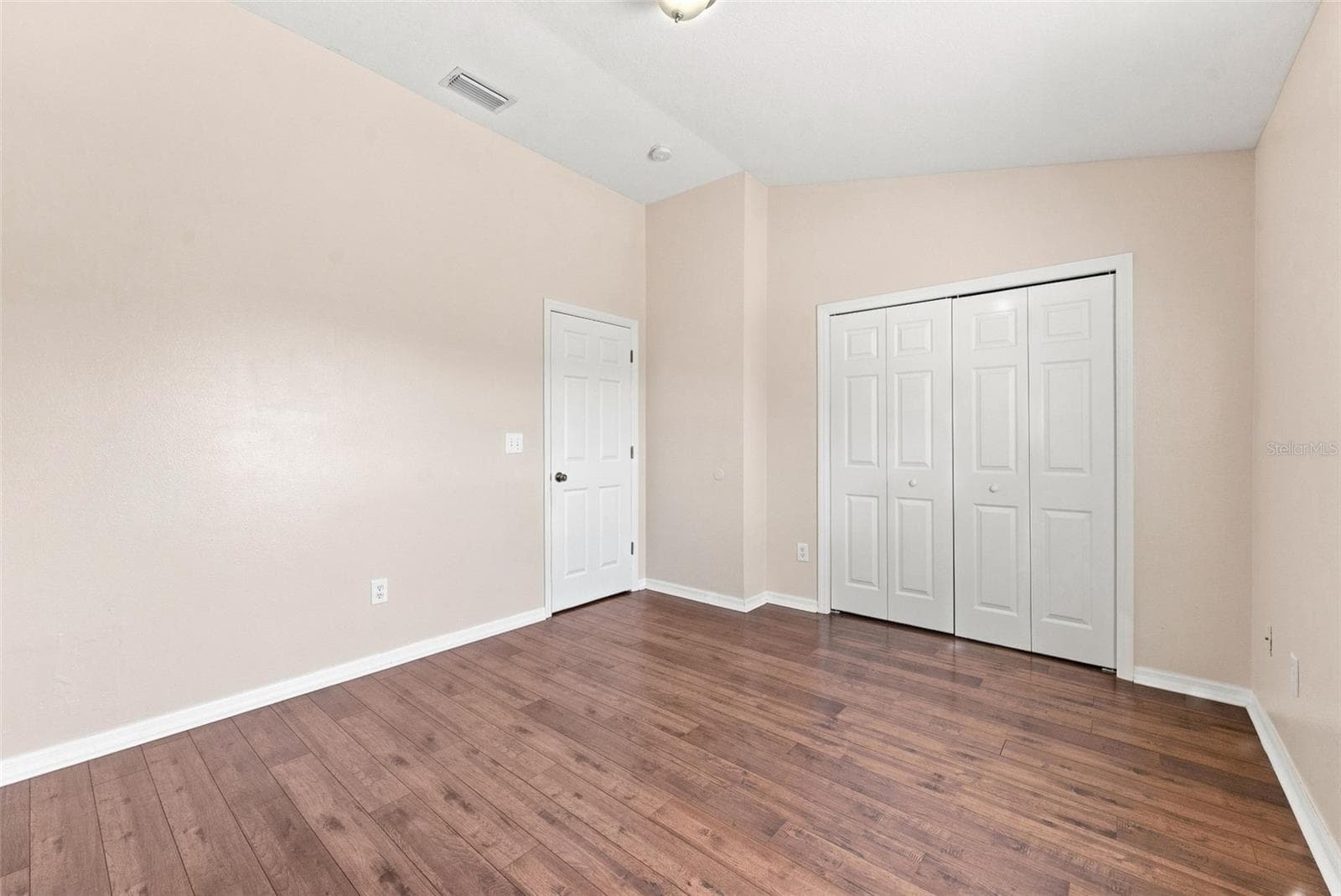Townhouse at 11220 WINDSOR PLACE CIR, TAMPA, photo 25 of 41